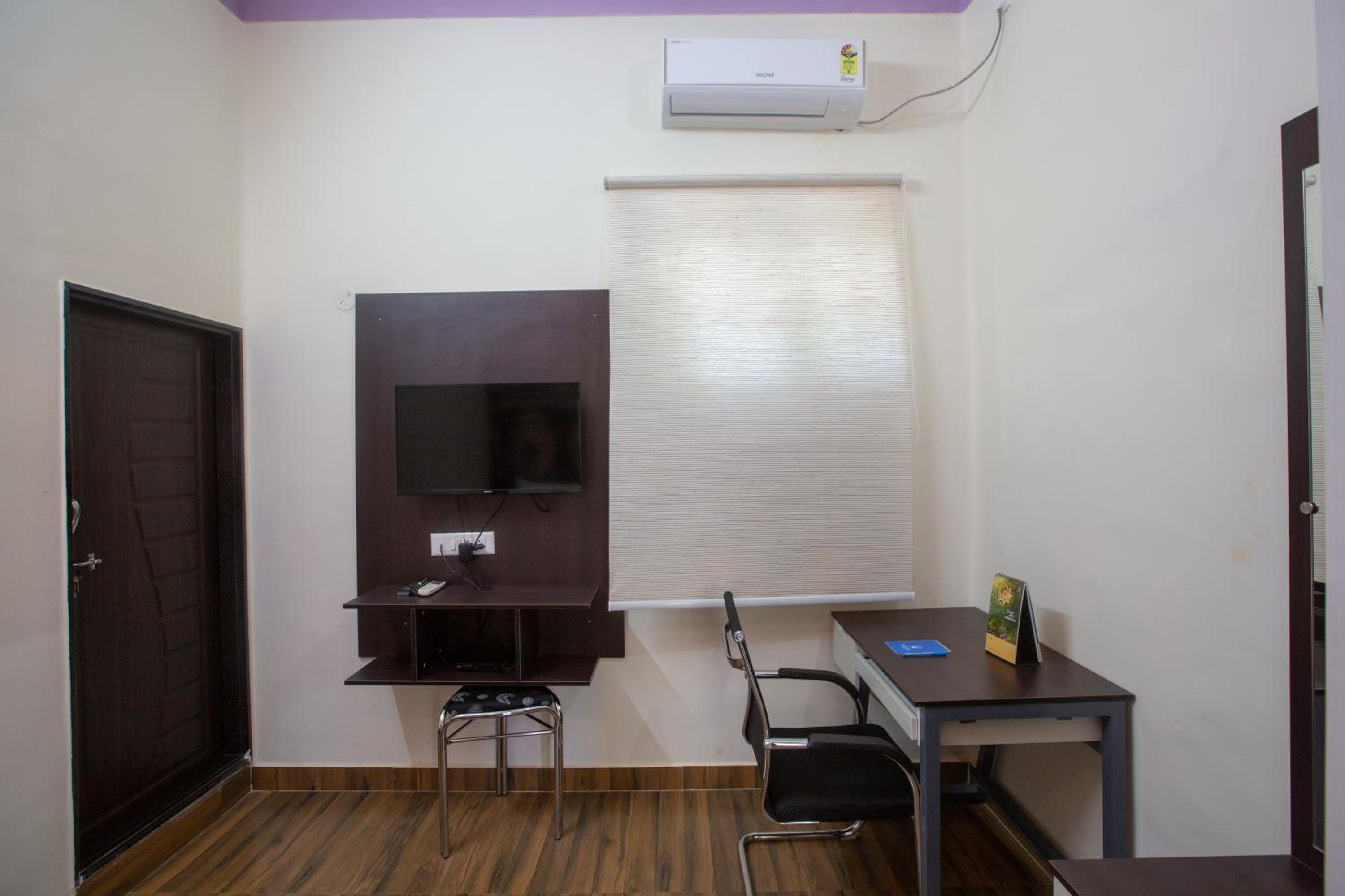 KSTDC Hotel Mayura Vijayanagara Hampi view 2