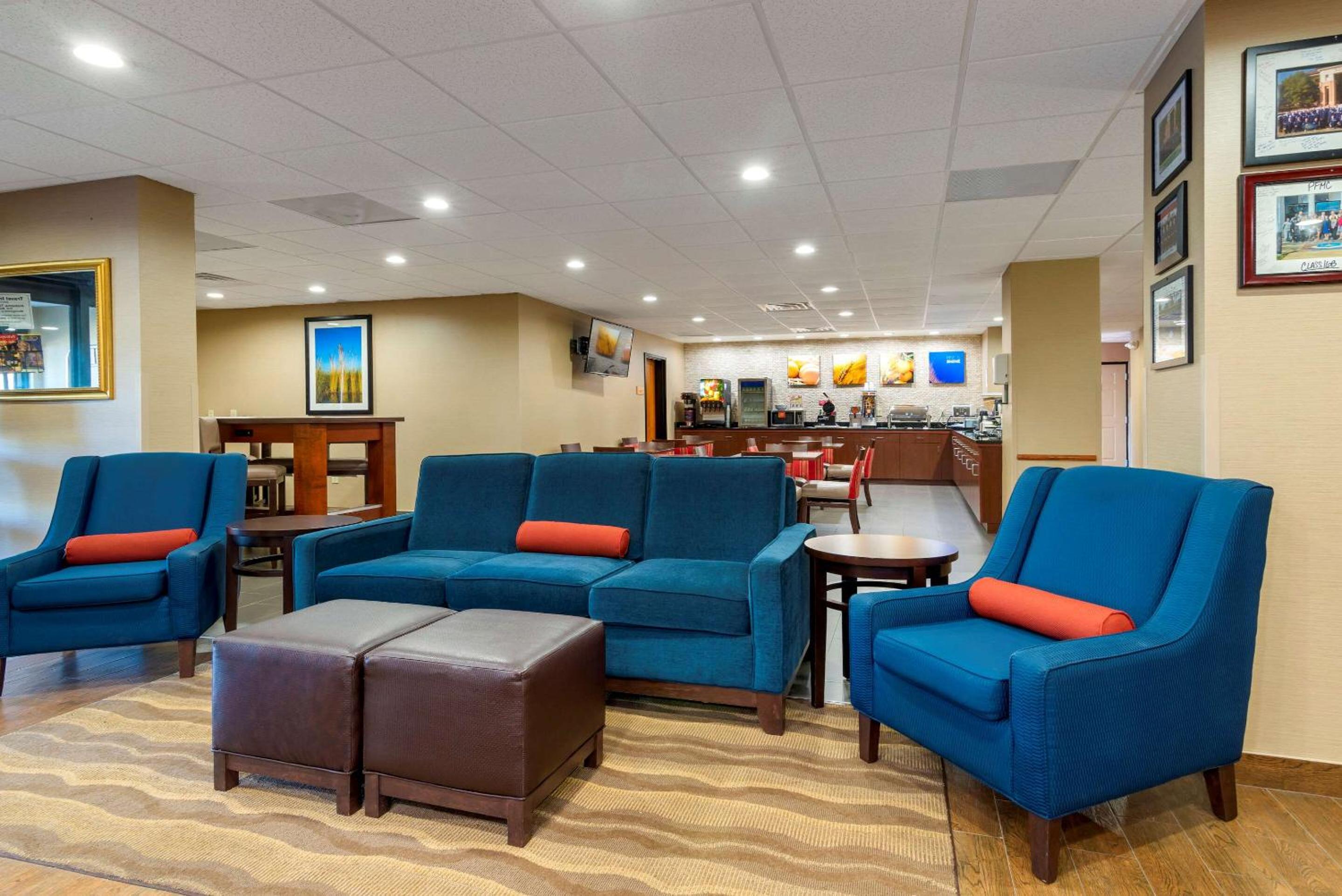Montgomery Vacations - Comfort Inn Suites Montgomery Eastchase - Property Image 26