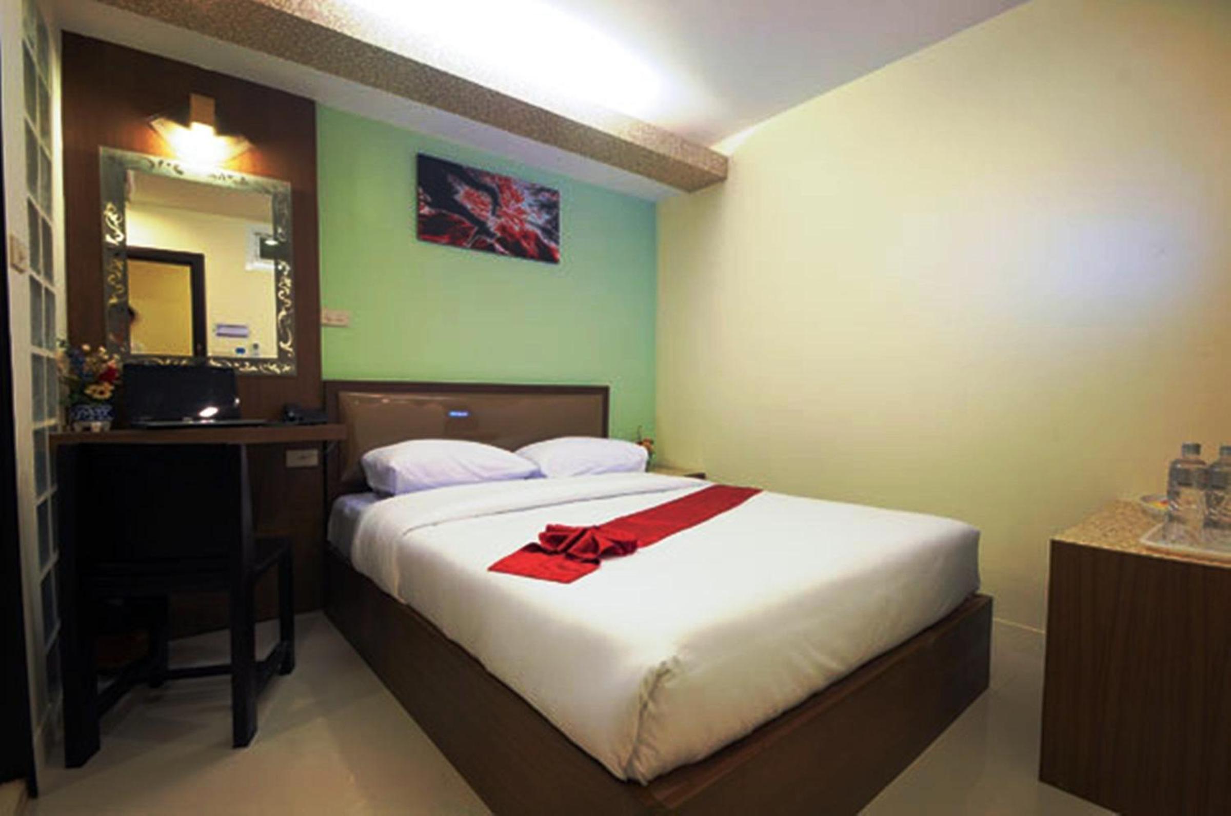 Royal Express Inn