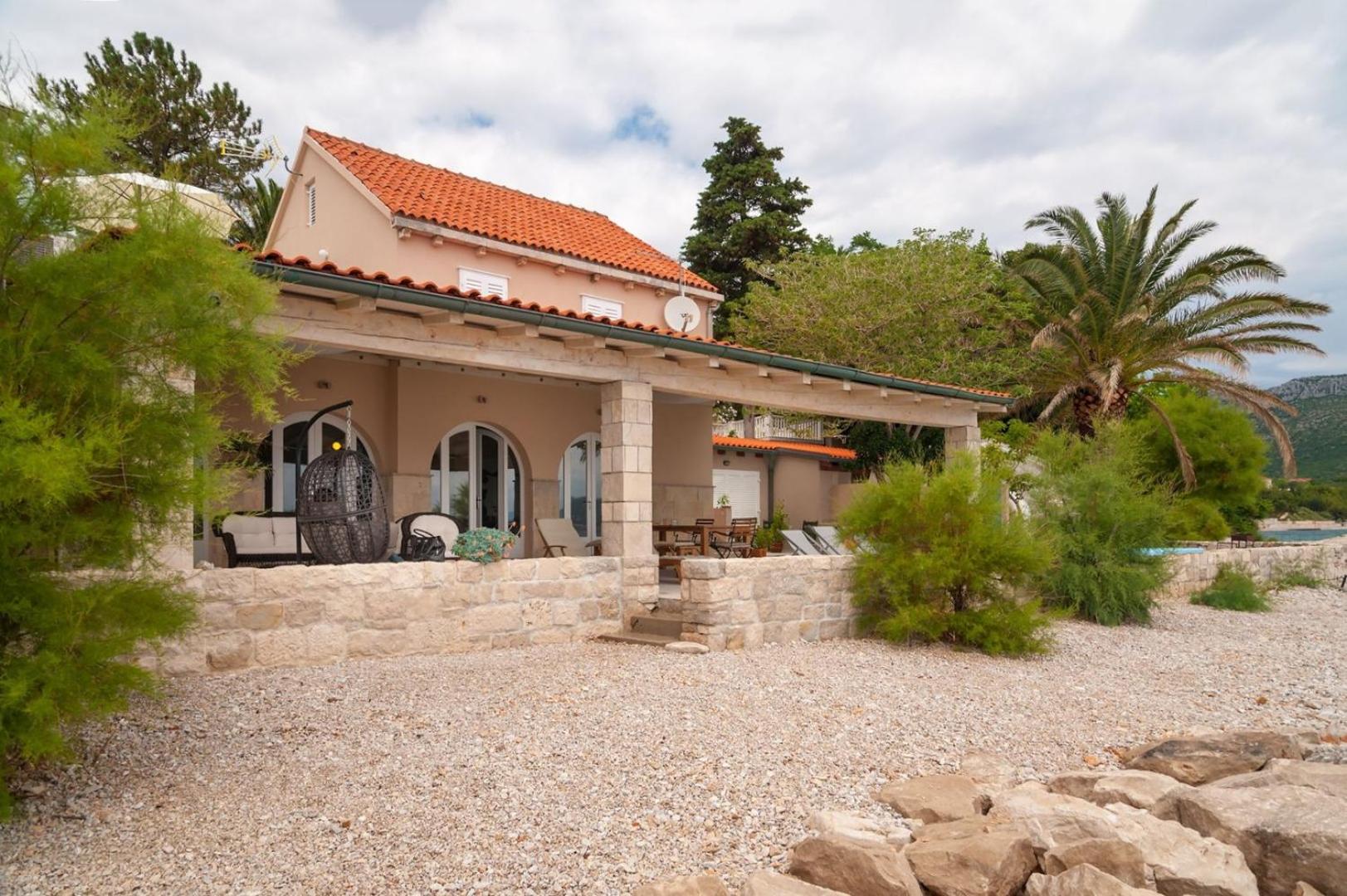 Luxury Beachfront Villa Gracia Grande With Private Pool at the Beach in Orebic - Peljesac