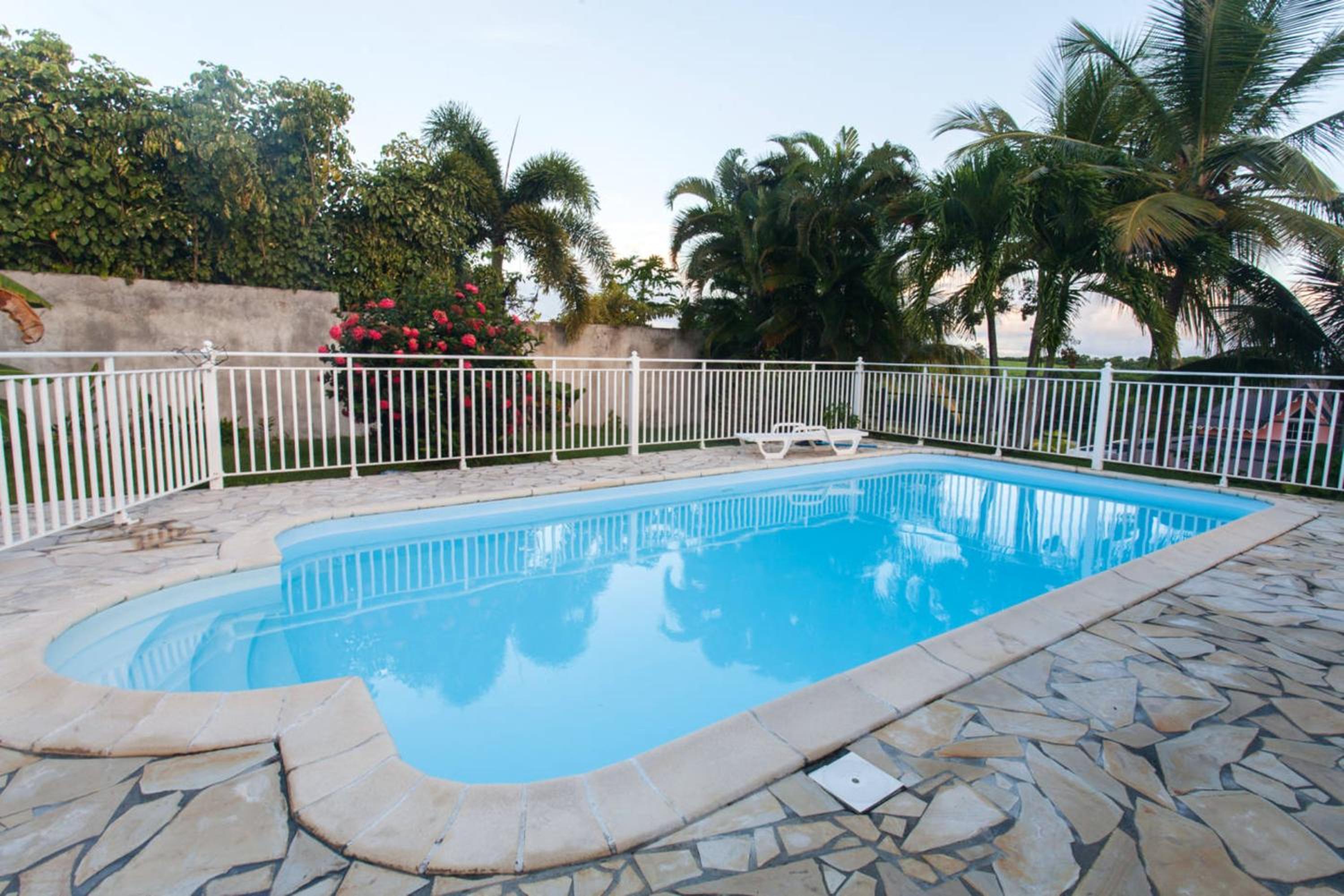 Appartement charmant à Sainte-Anne, 42 m² + Piscine partagée