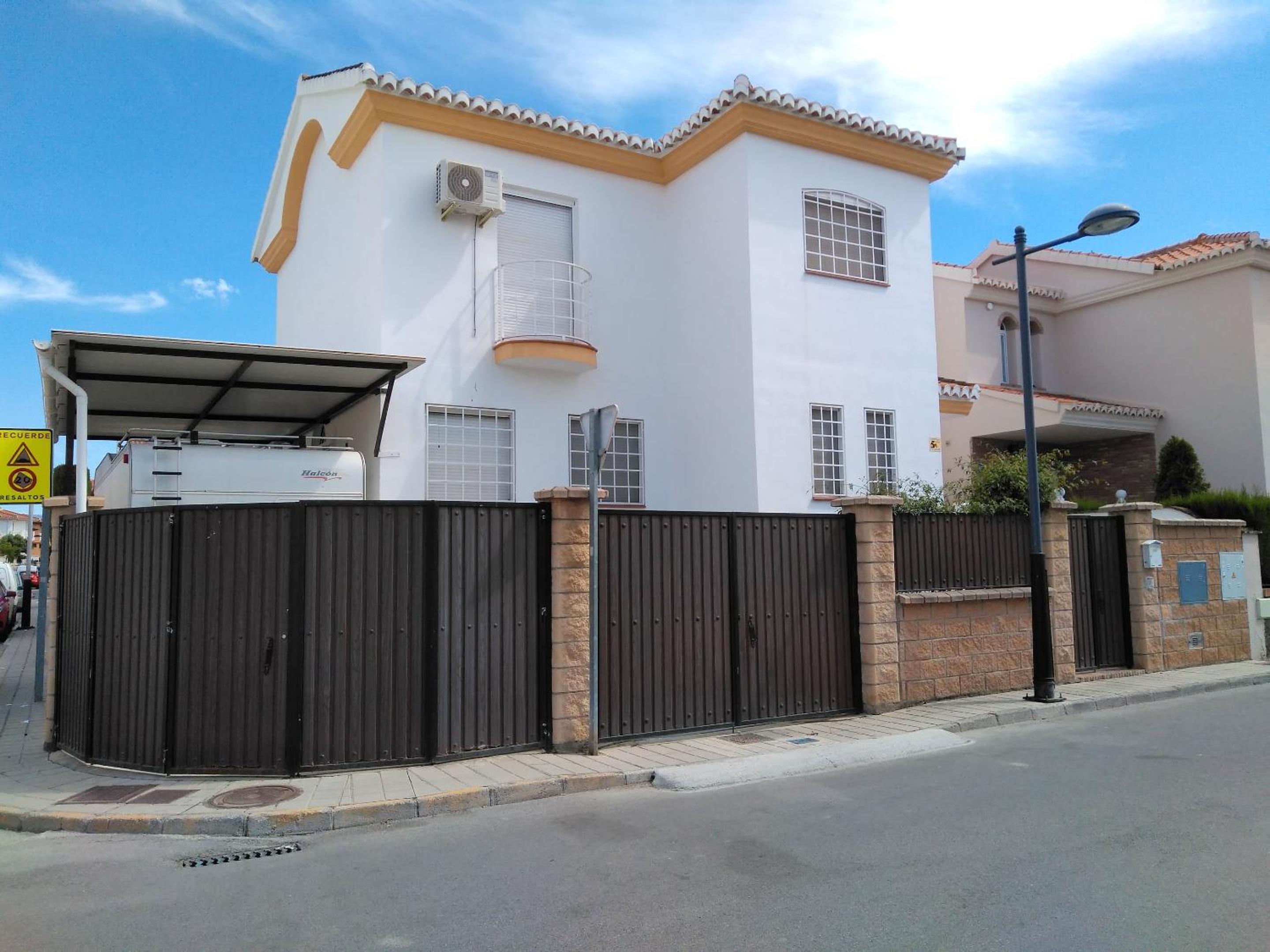 Welcoming Chalet in Cullar Vega with Private Pool