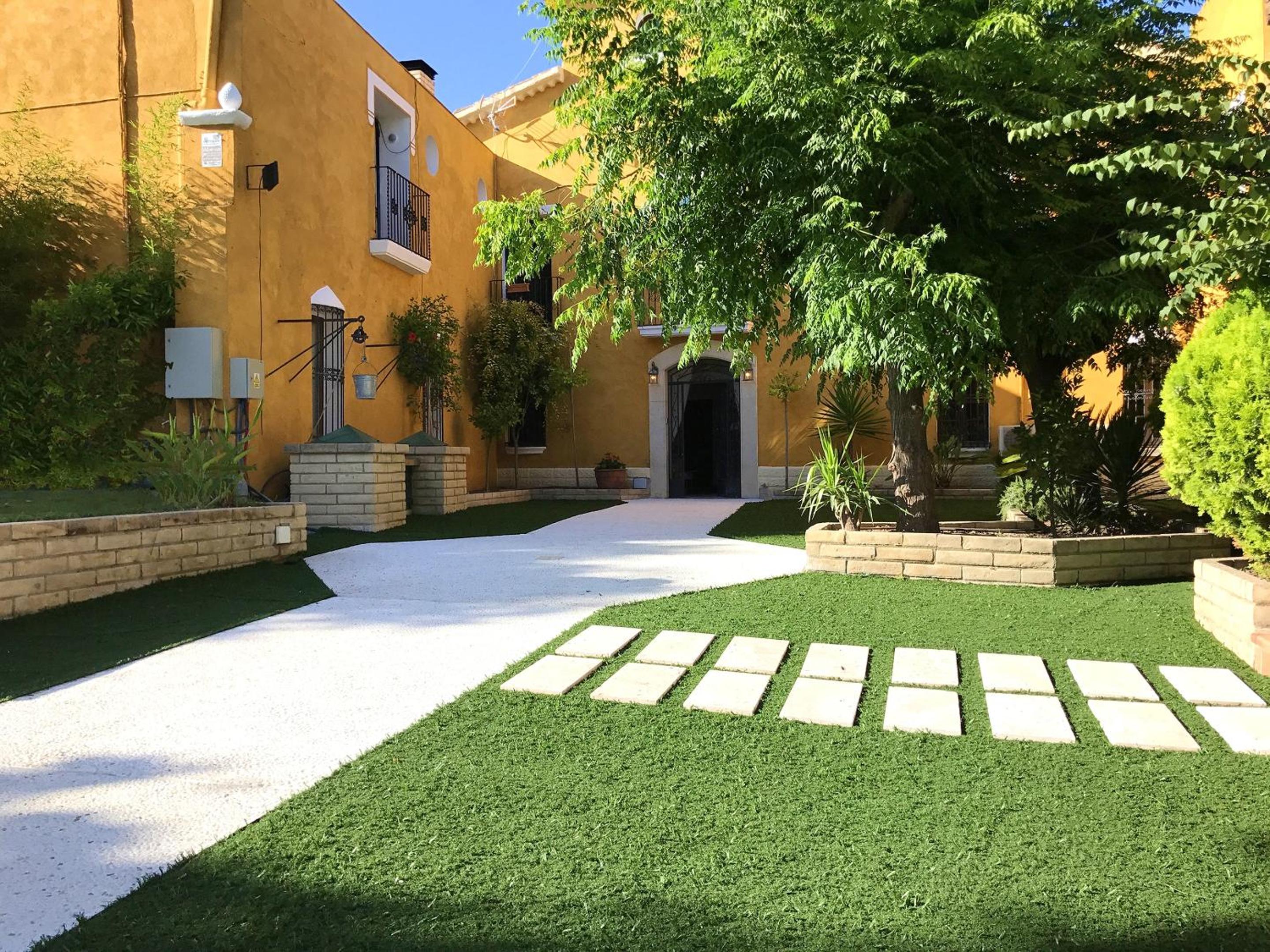 Spacious villa in Can Trabal with private pool and jacuzzi 980 m² view 3