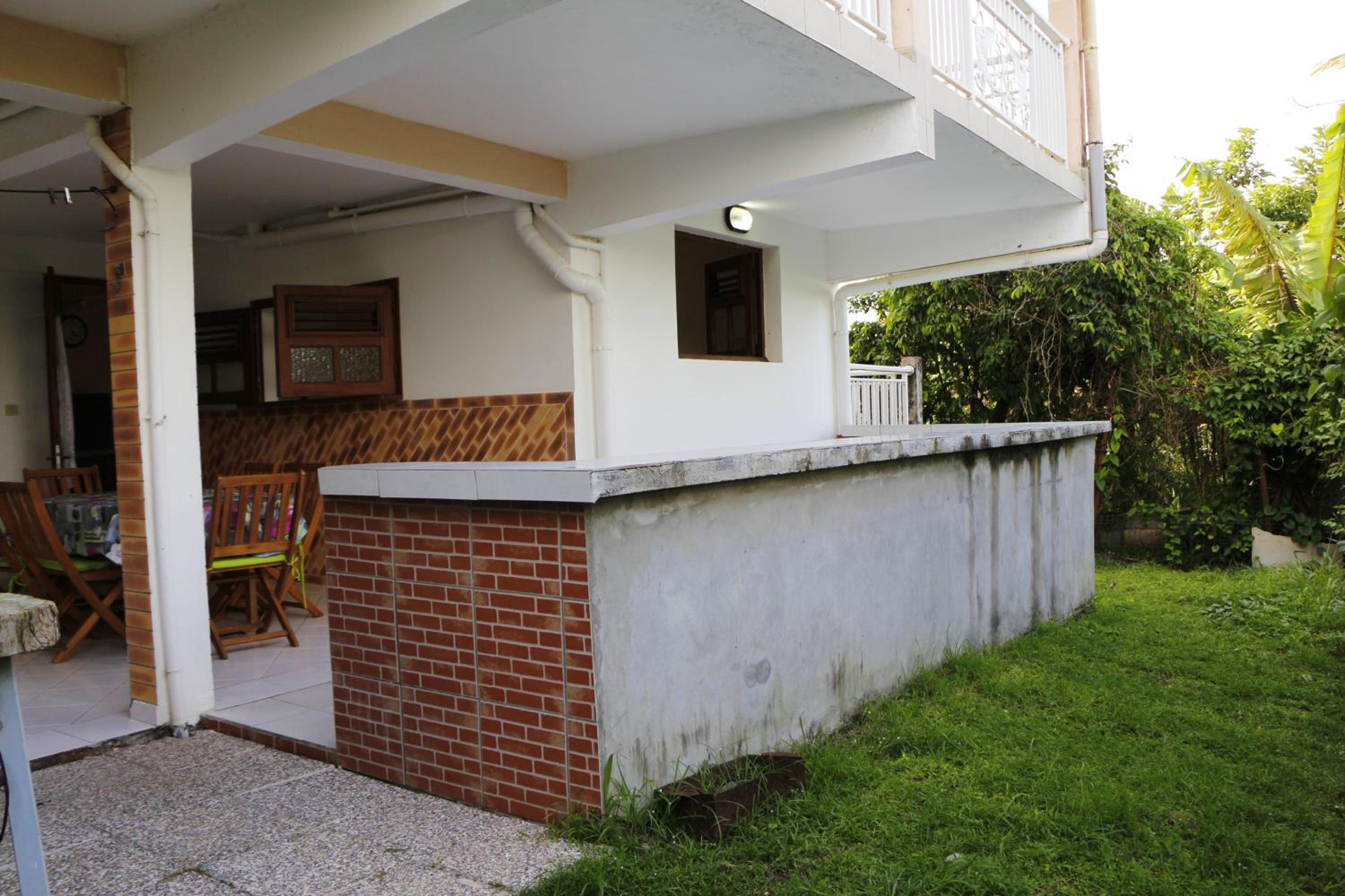 Maison avec vue sur la mer, Le Robert + Jardin et Terrasse view 4