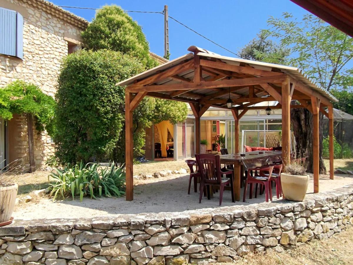 Villa de 6 chambres avec piscine privee et jardin clos a Vaison la Romaine view 2