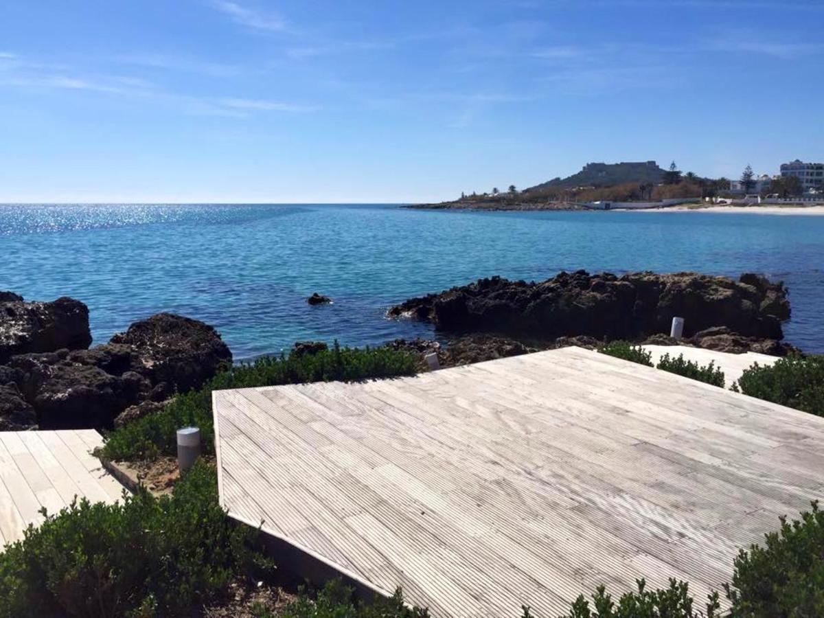 4 bedrooms villa with sea view enclosed garden and wifi at Kelibia 4 km away from the beach
