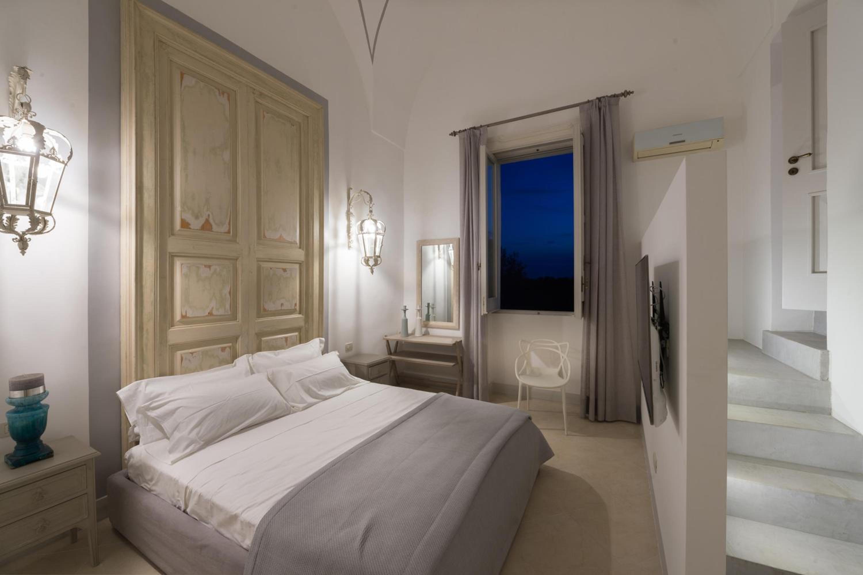 Spacious apartment in Sannicola 165 sqm with garden view photo 5