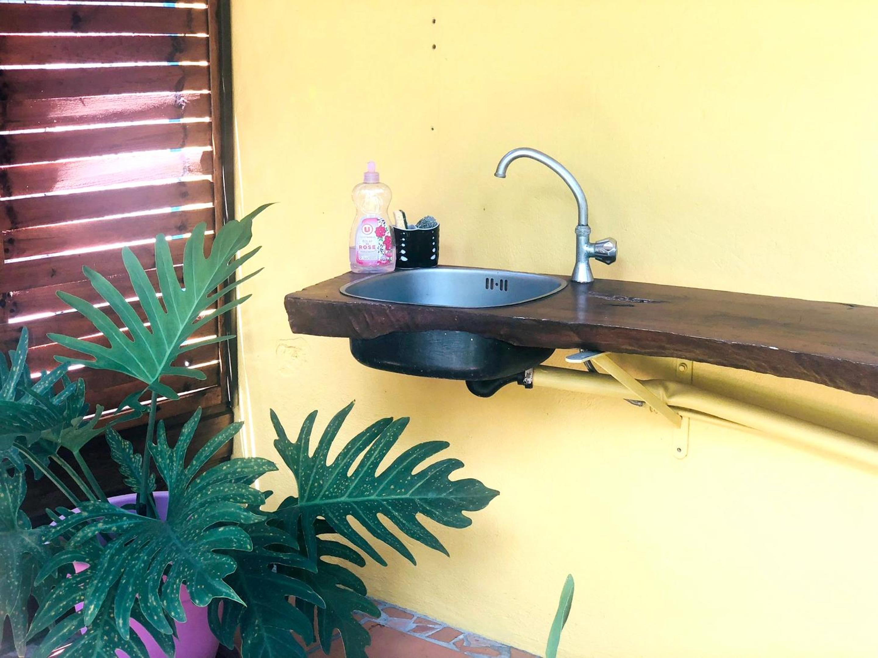 Studio charmant à Basse Terre, vue sur jardin, 15 m² view 5