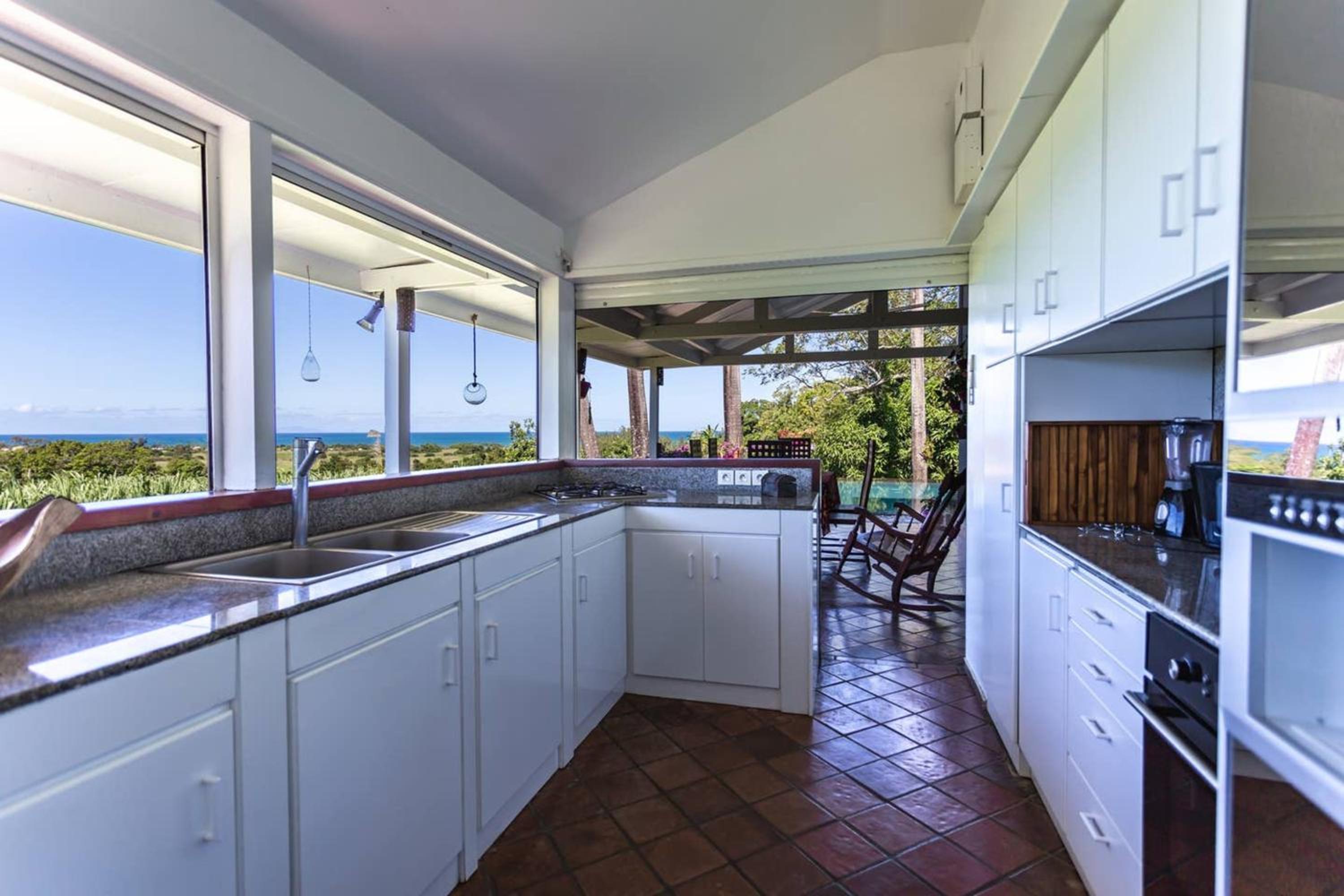 Villa avec piscine et vue sur la mer - Sainte Rose view 3