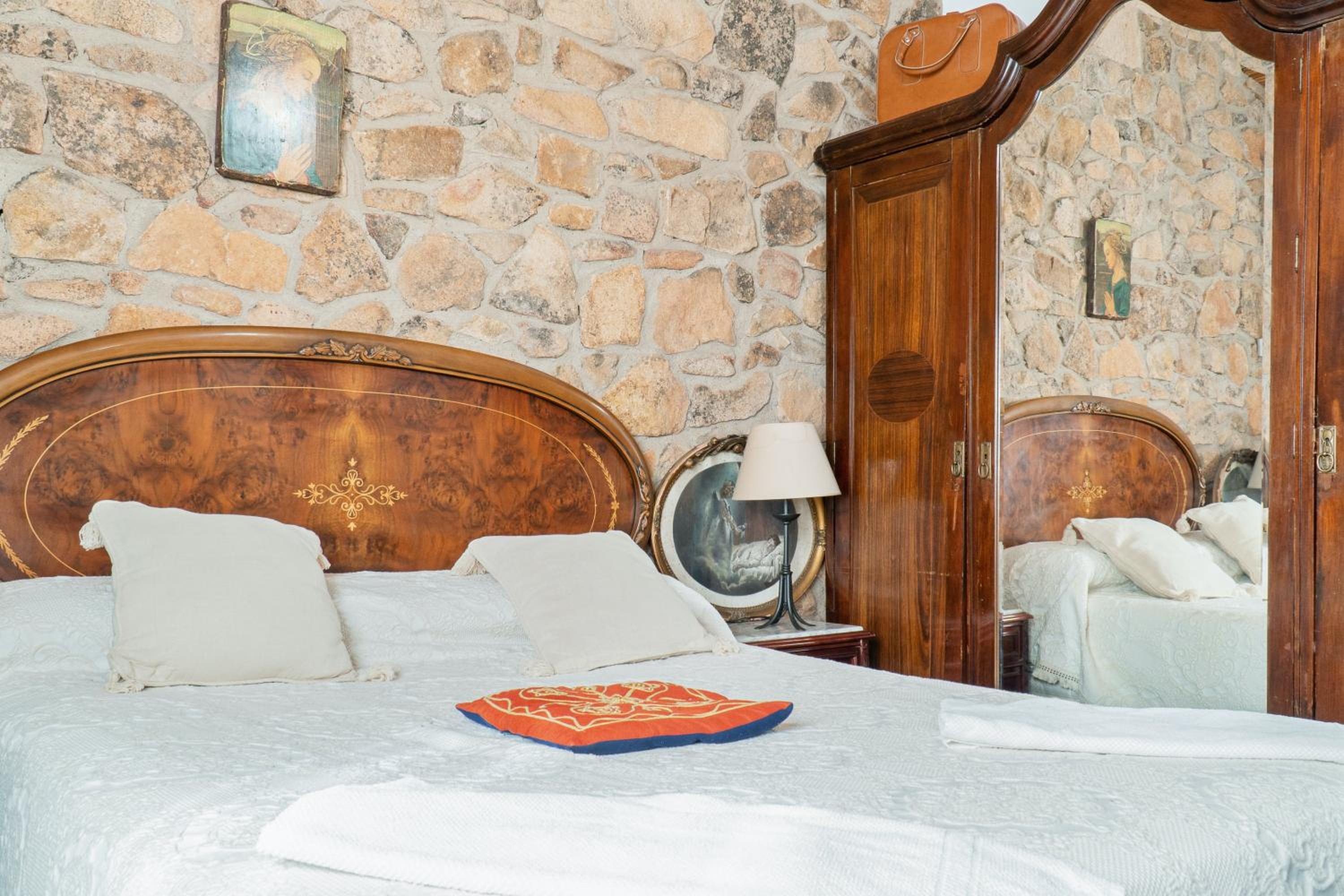 Comfortable villa with mountain views - Valverde de Leganés