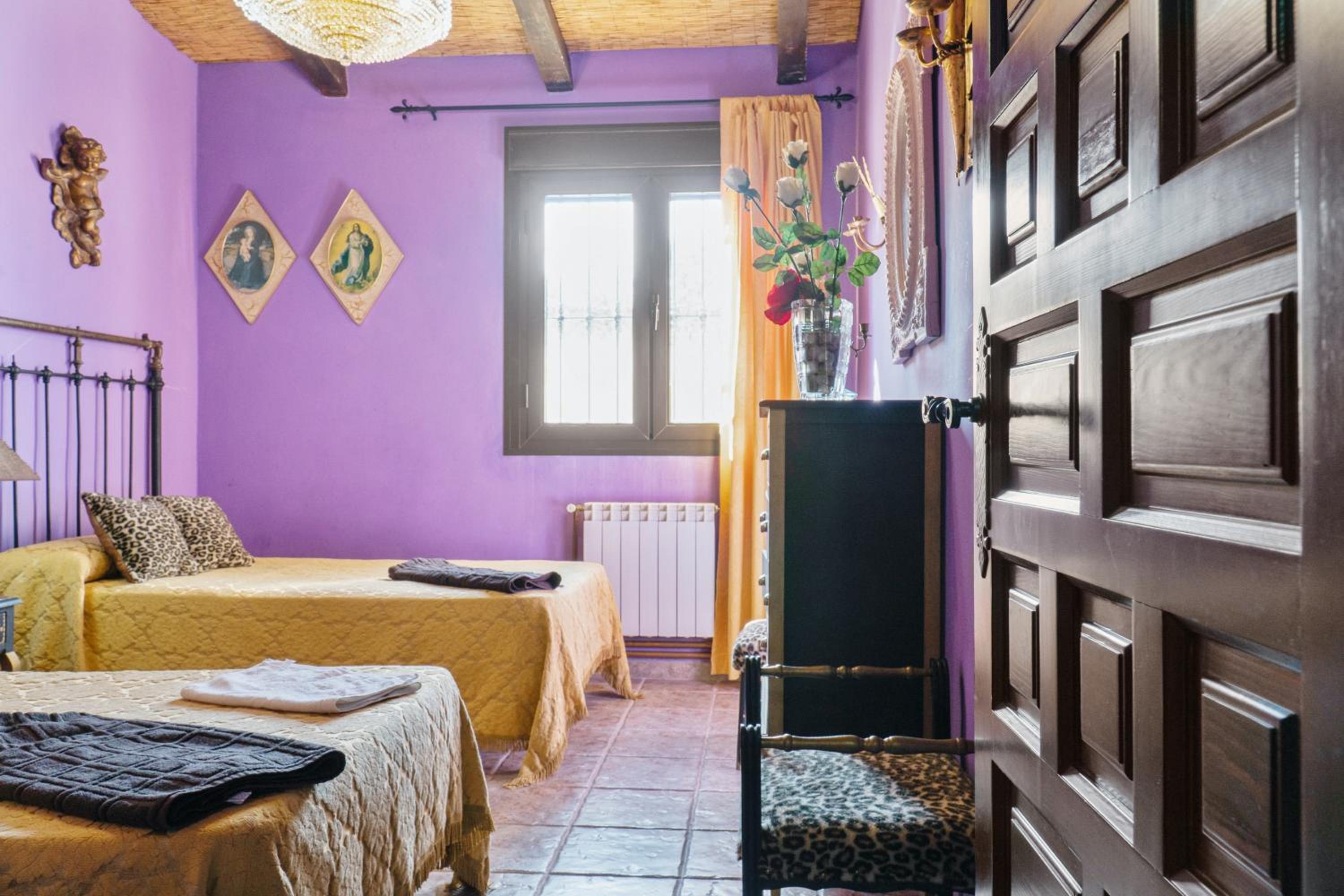 Comfortable villa with mountain views - Valverde de Leganés