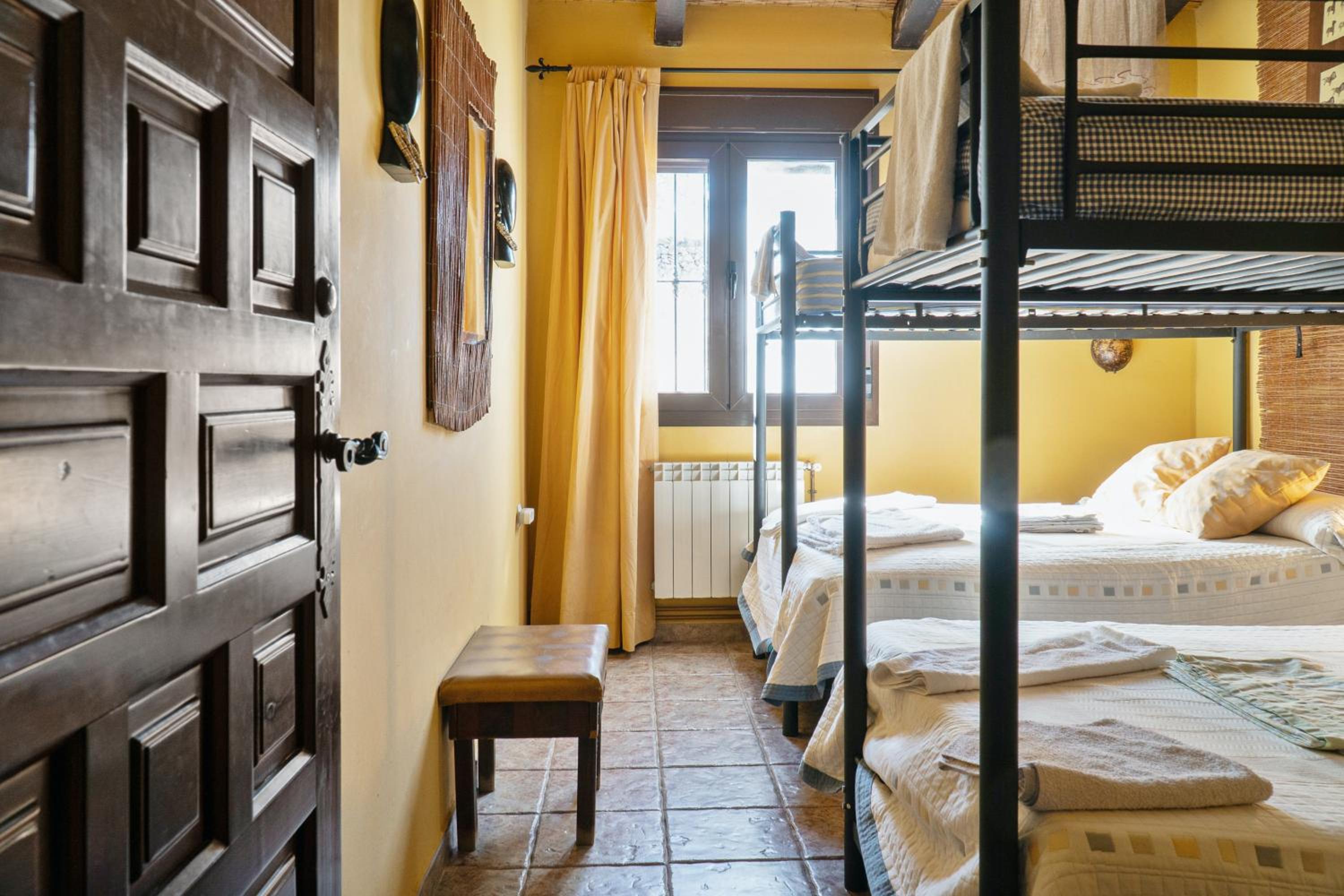Comfortable villa with mountain views - Valverde de Leganés