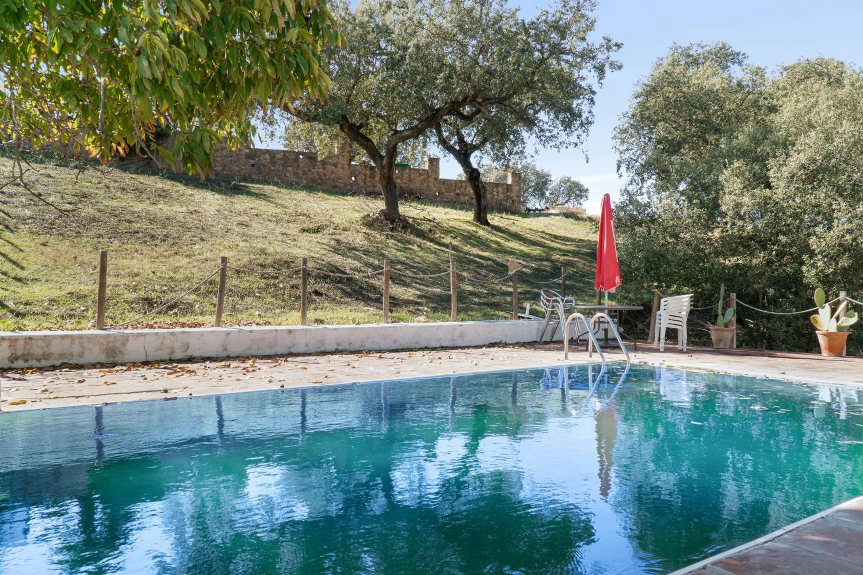 Comfortable villa with mountain views - Valverde de Leganés