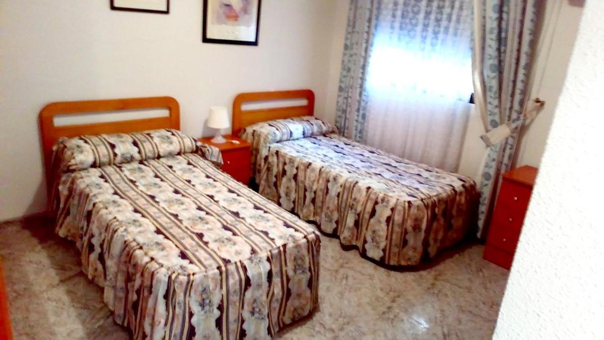5 bedrooms house with shared pool enclosed garden and wifi at Sotillo de la Adrada