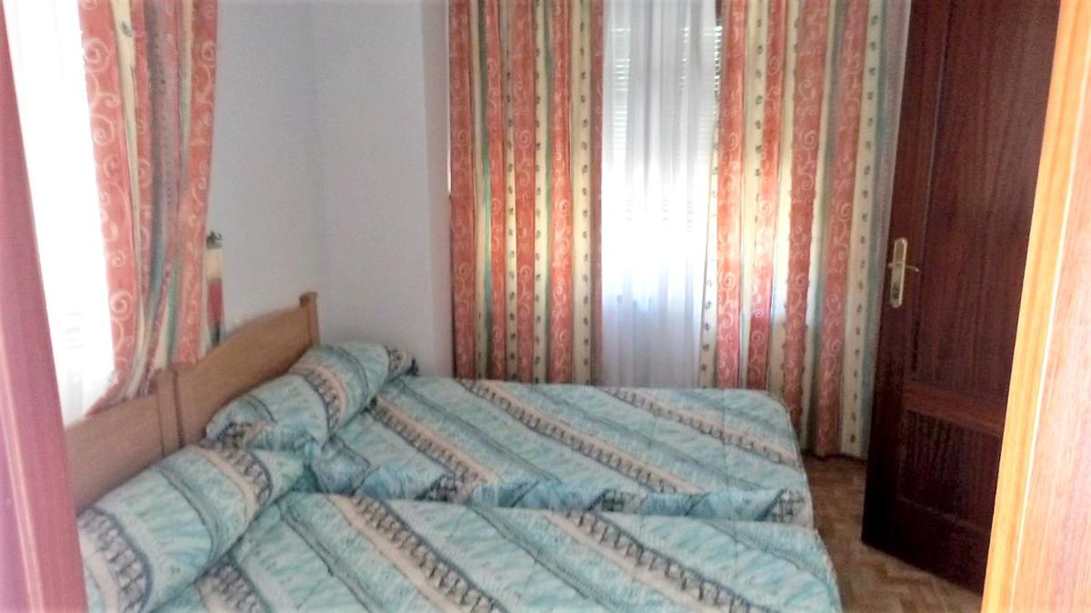 5 bedrooms house with shared pool enclosed garden and wifi at Sotillo de la Adrada