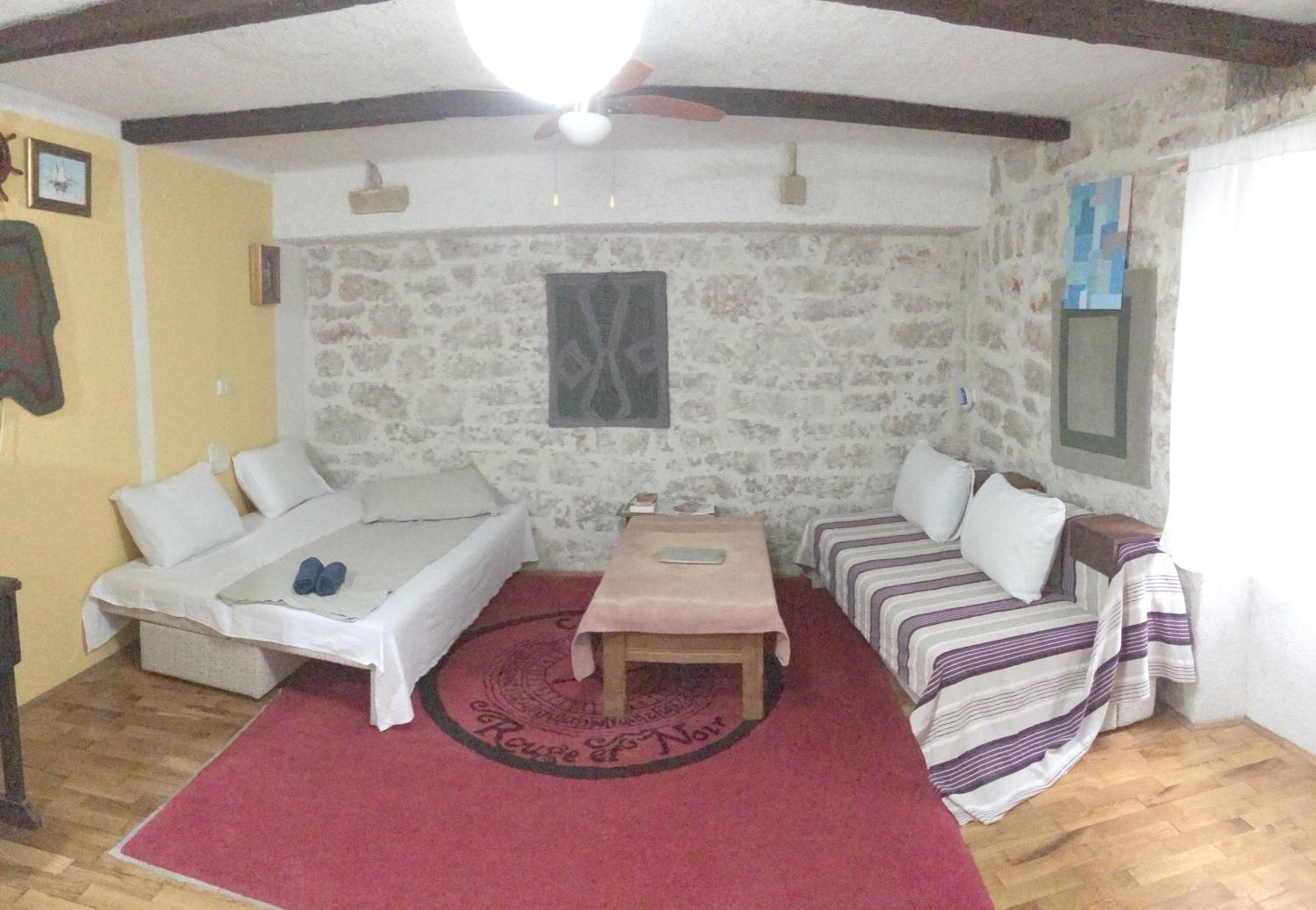Comfortable Apartment in Betina, terrace, 55 m², air-conditioned view 2