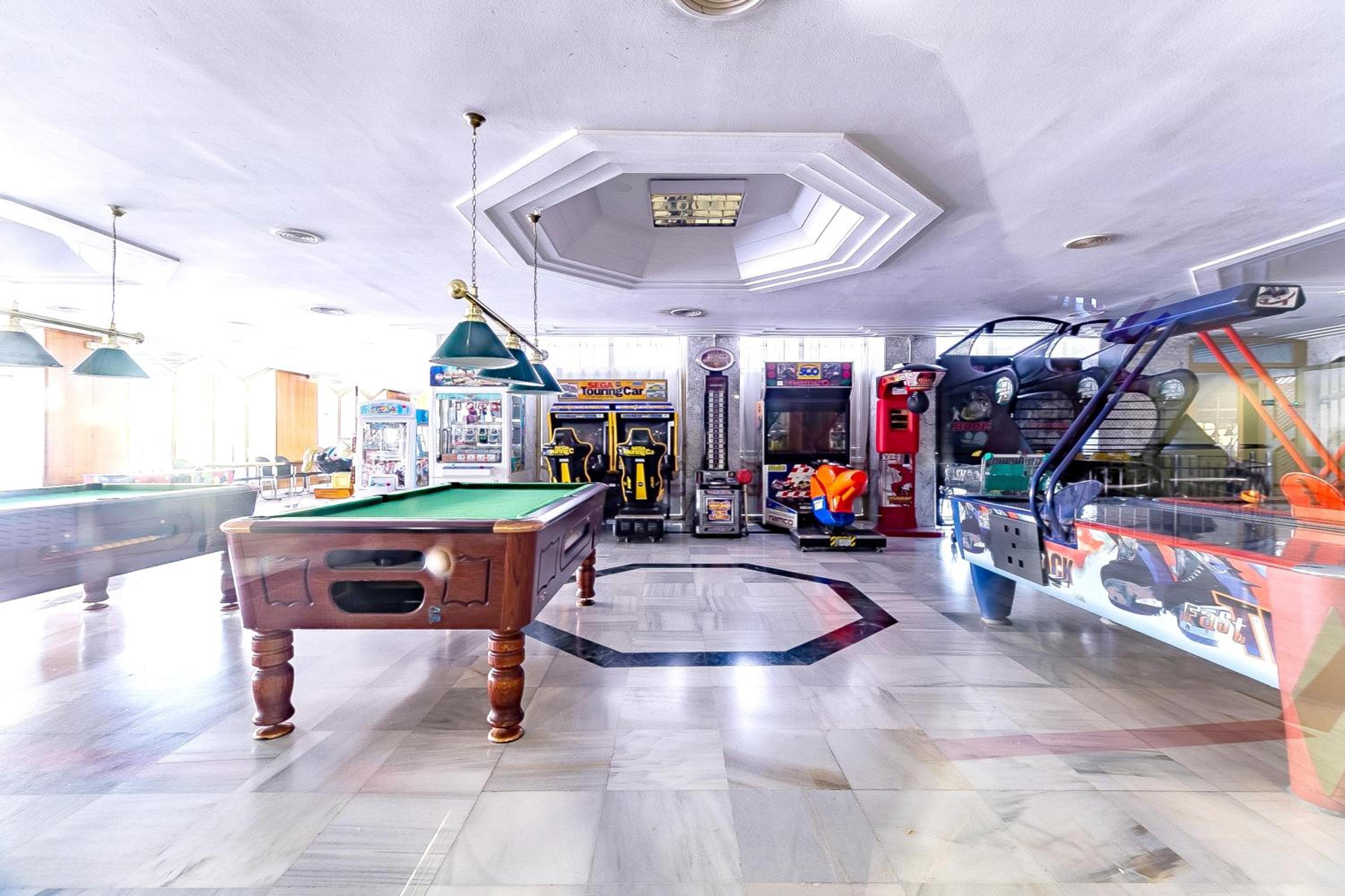 activities & amenities
