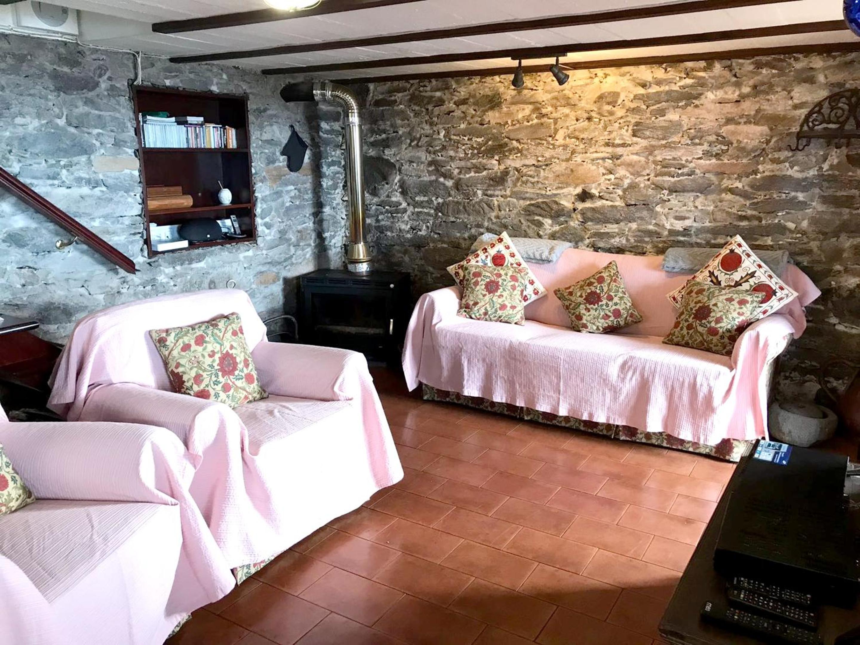 Sea-view house in Fajã da Ovelha with garden and terrace view 5