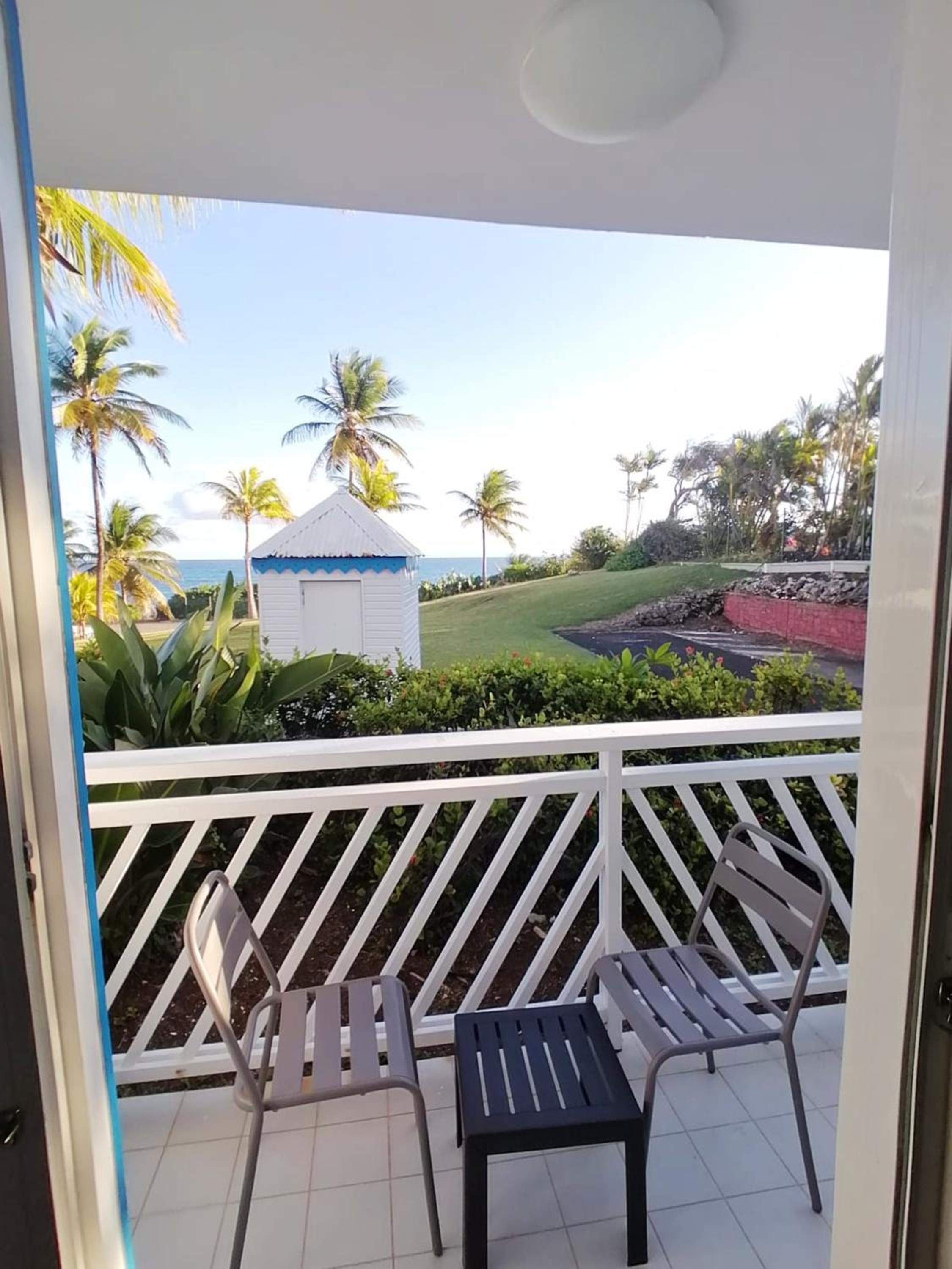 Studio moderne a Saint Francois 25 m² avec vue mer view 2