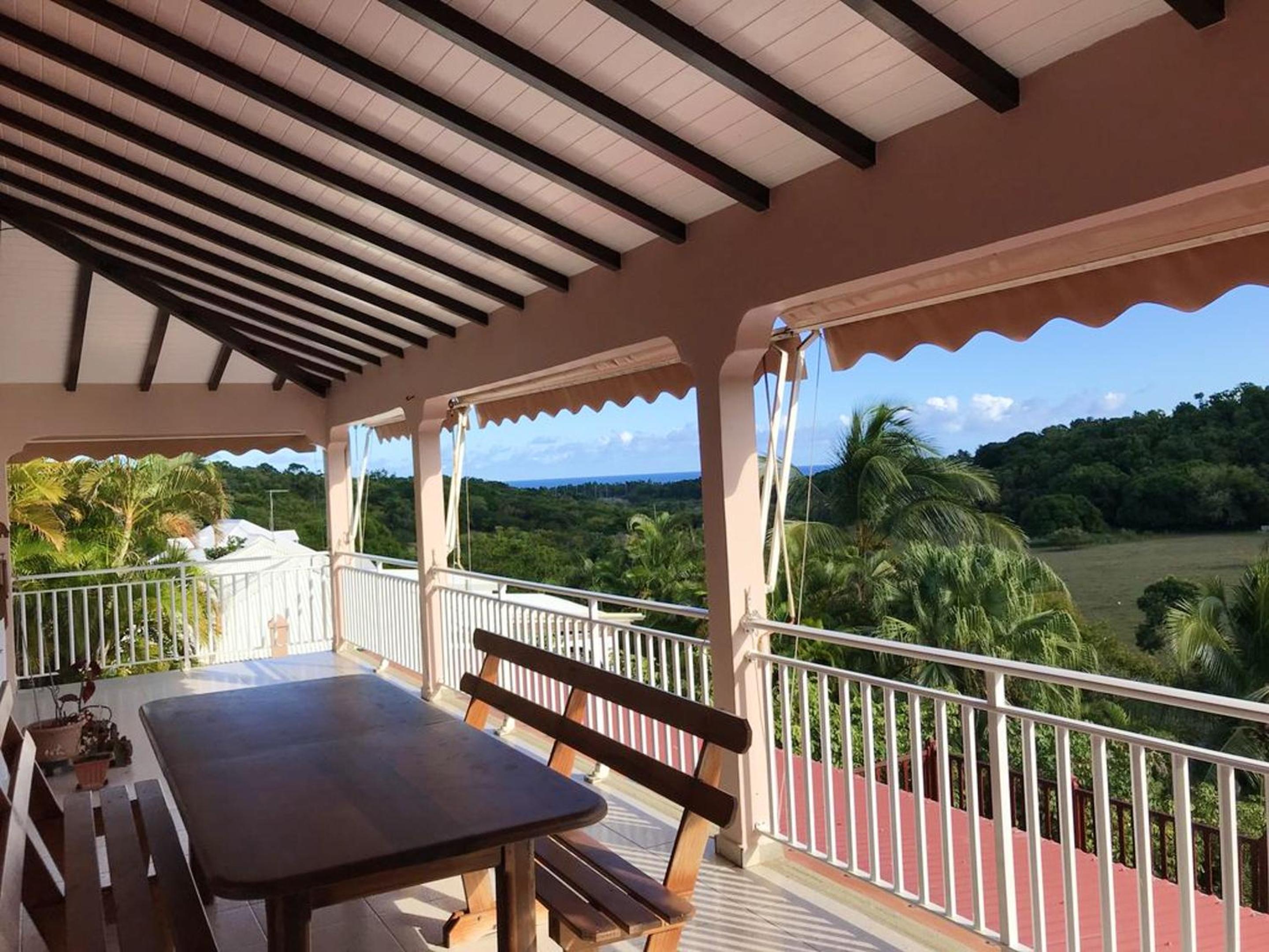 Villa de charme à Sainte-Anne avec piscine privée view 2