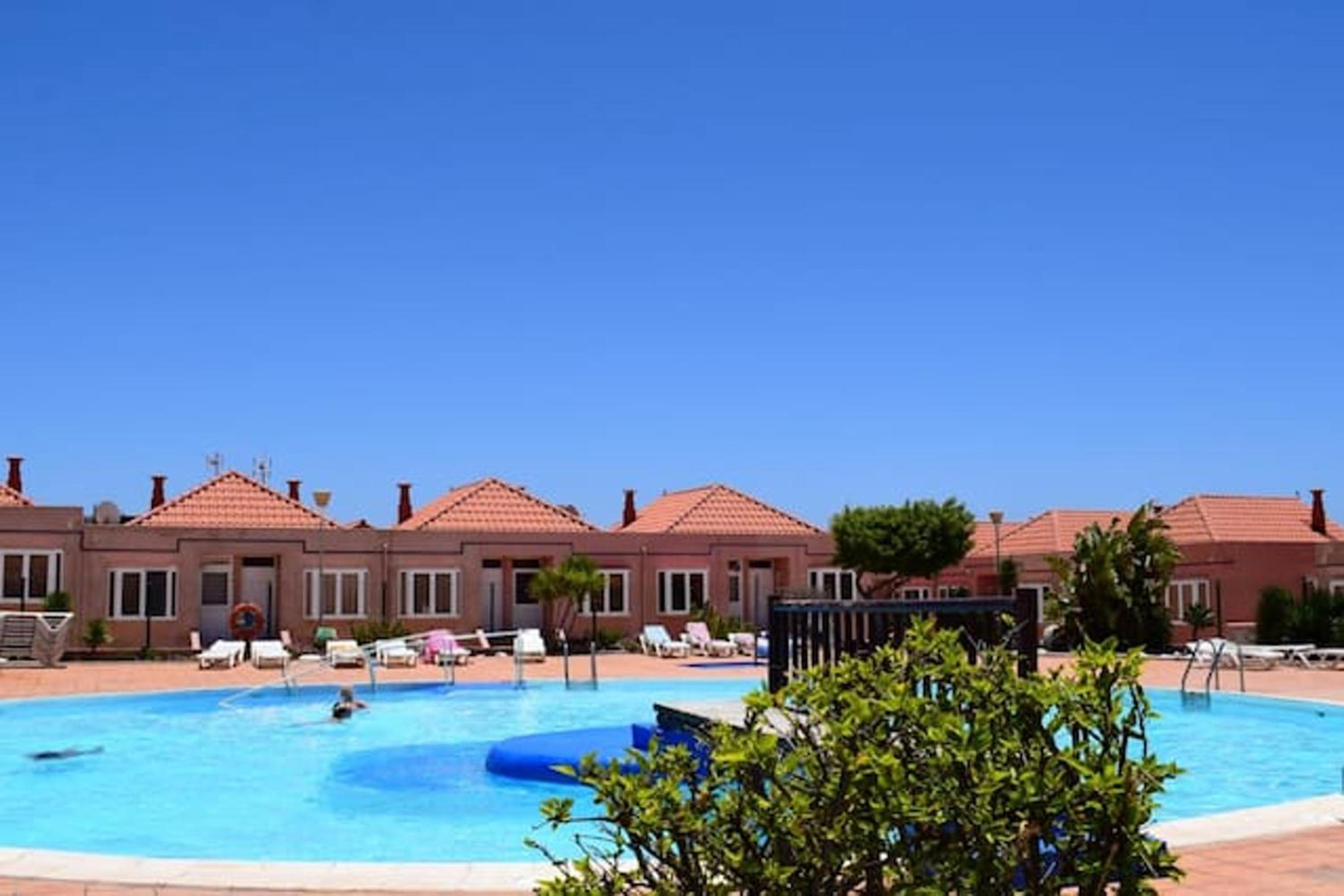 Comfortable House in Antigua with Shared Pool view 2