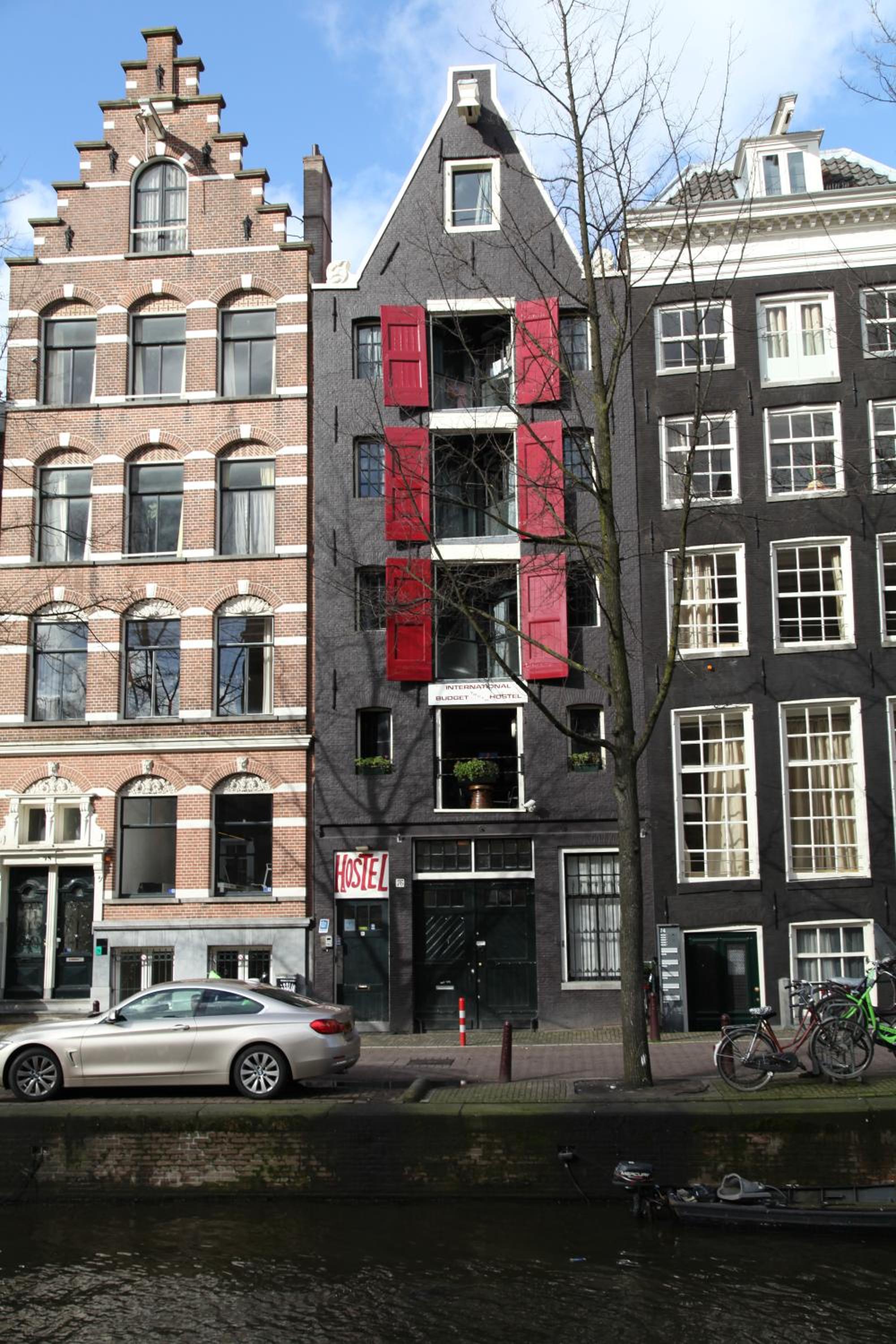 Amsterdam Downtown Hotel Canal View