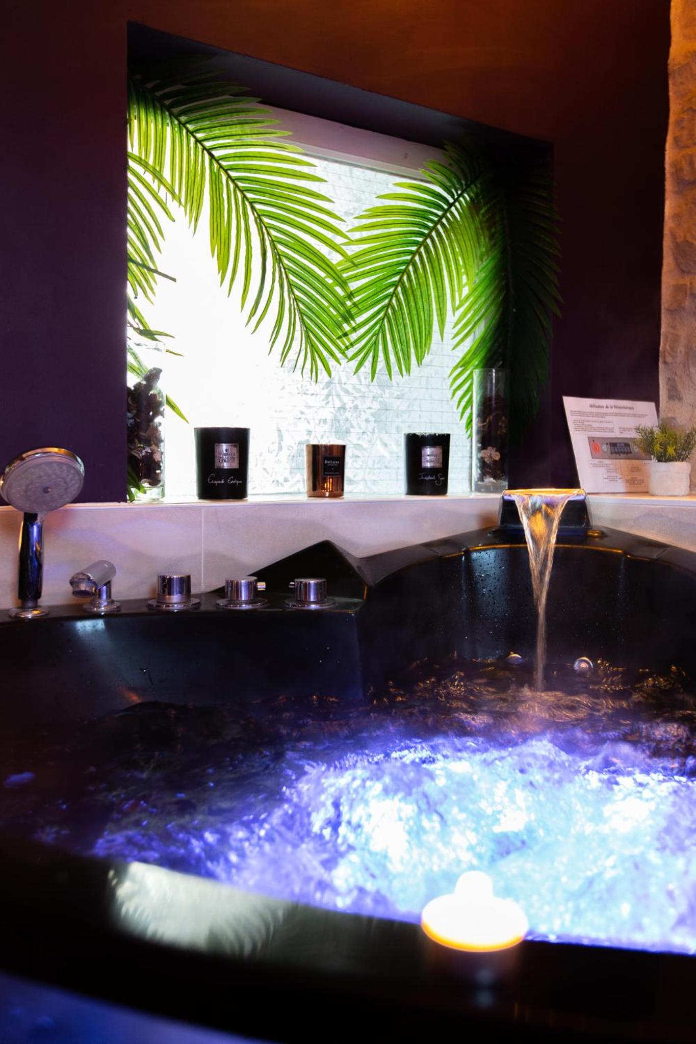 Hotel Loveappart21 Pimentez votre vie de couple - Image 1