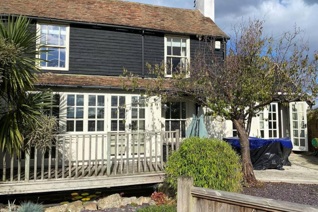 Luxury Country Cottage view 5