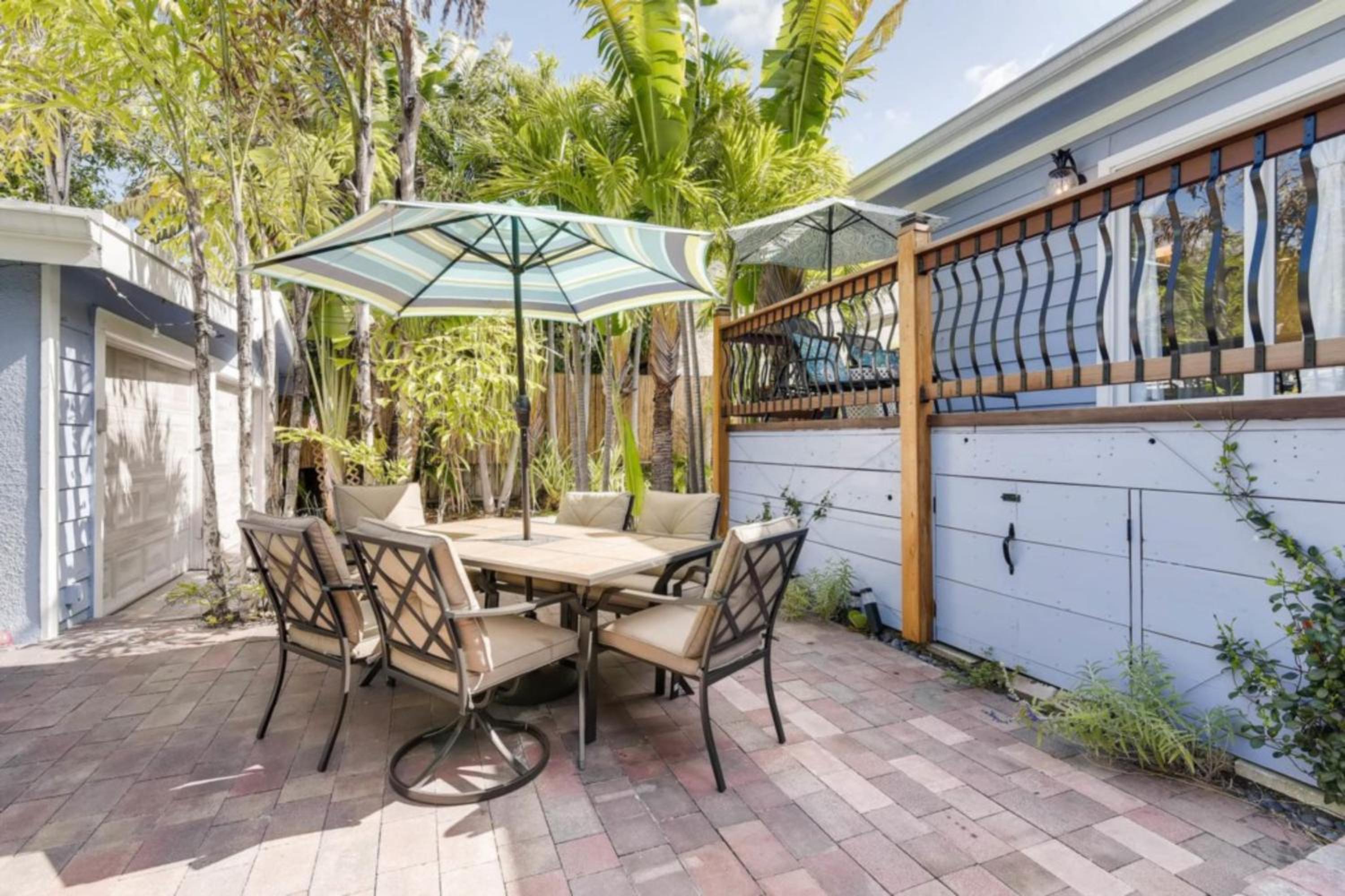 The Periwinkle House - Bask Poolside at this Sunlit West Palm Retreat view 4