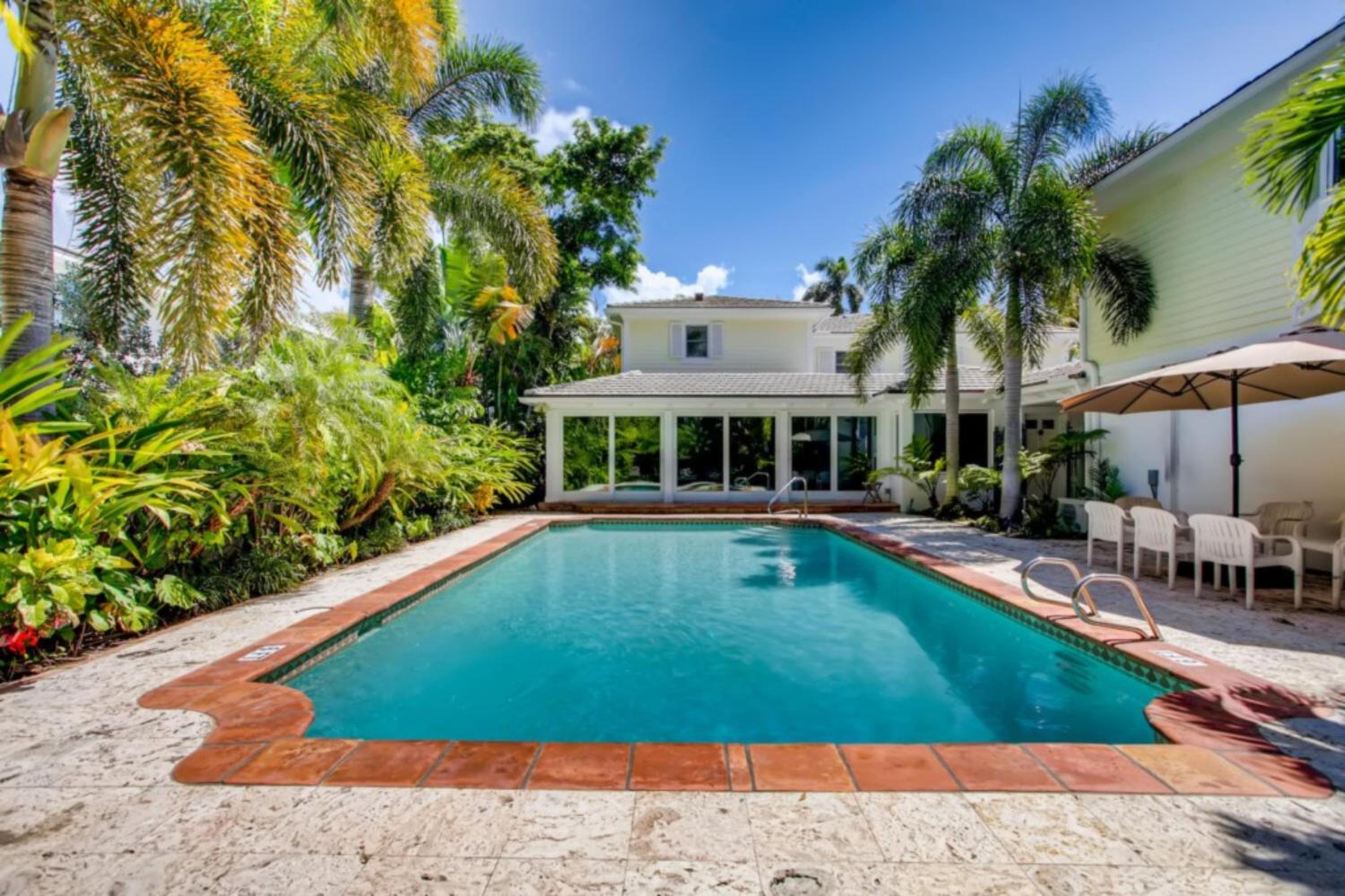 Villa Dolce Vita - Luxuriate in Sweeping Intracoastal Views of Palm Beach view 3
