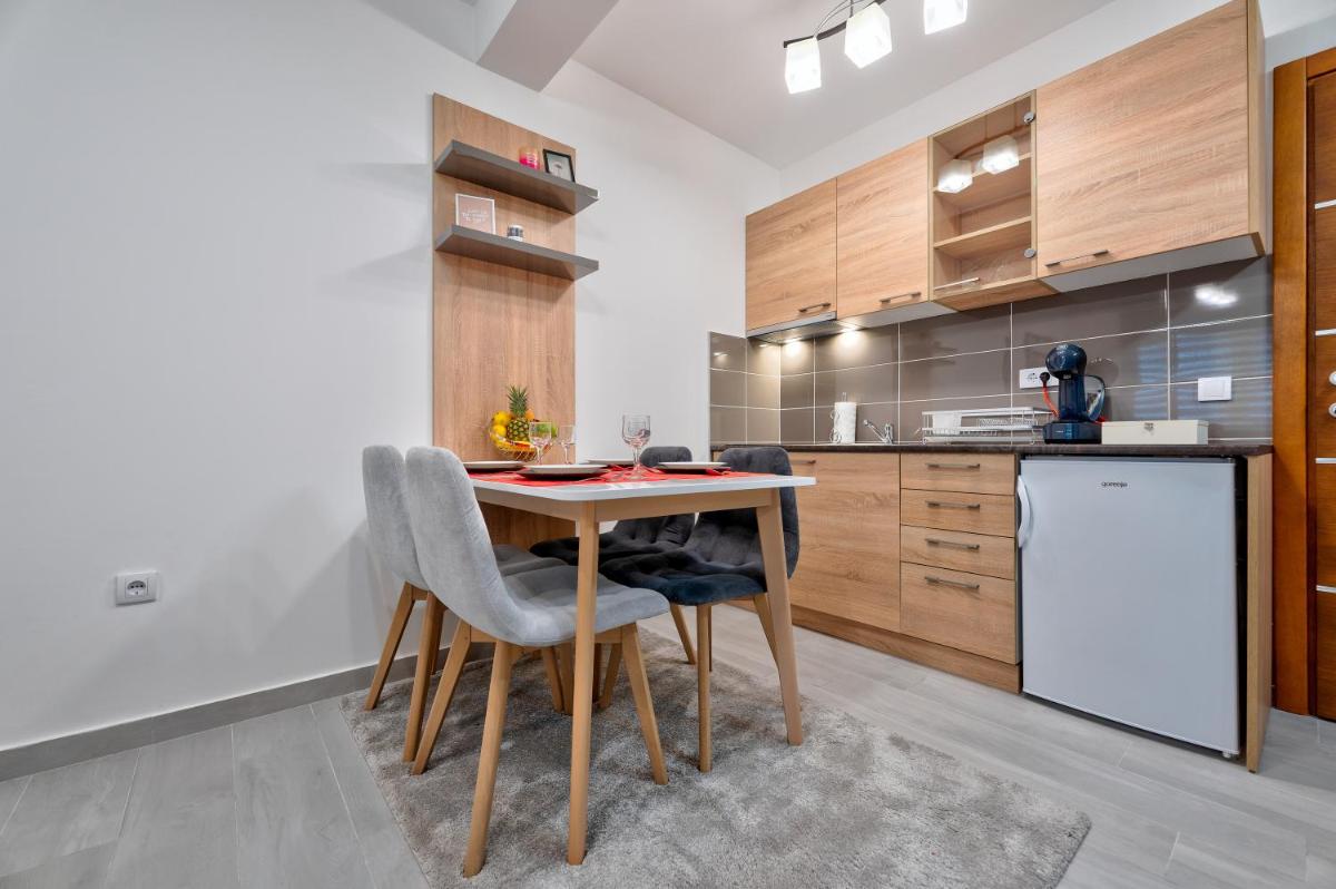 Apartman Aroma Lux 25 view 4
