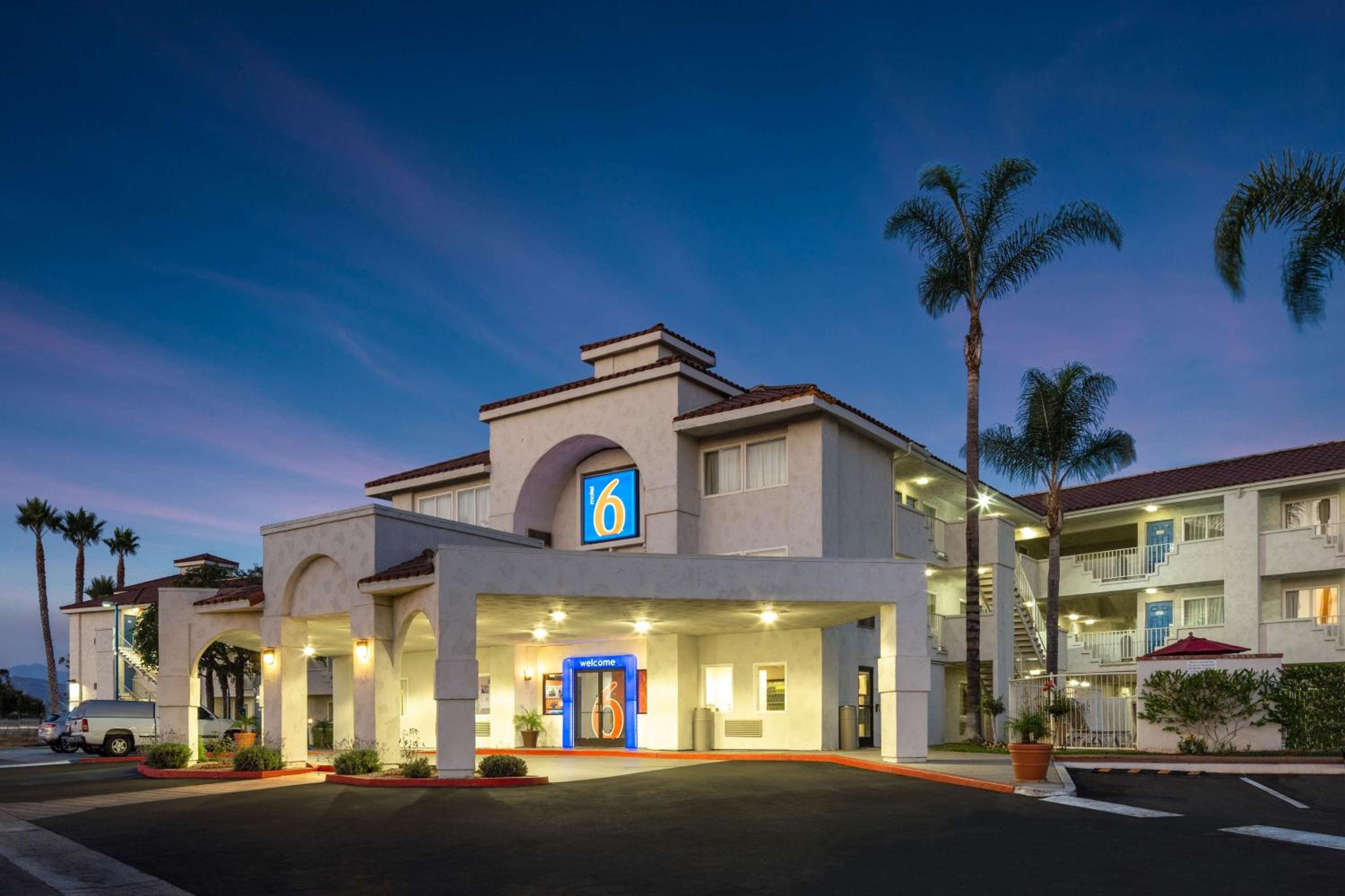 Ventura Vacations - Motel 6-Ventura, CA - South - Property Image 24