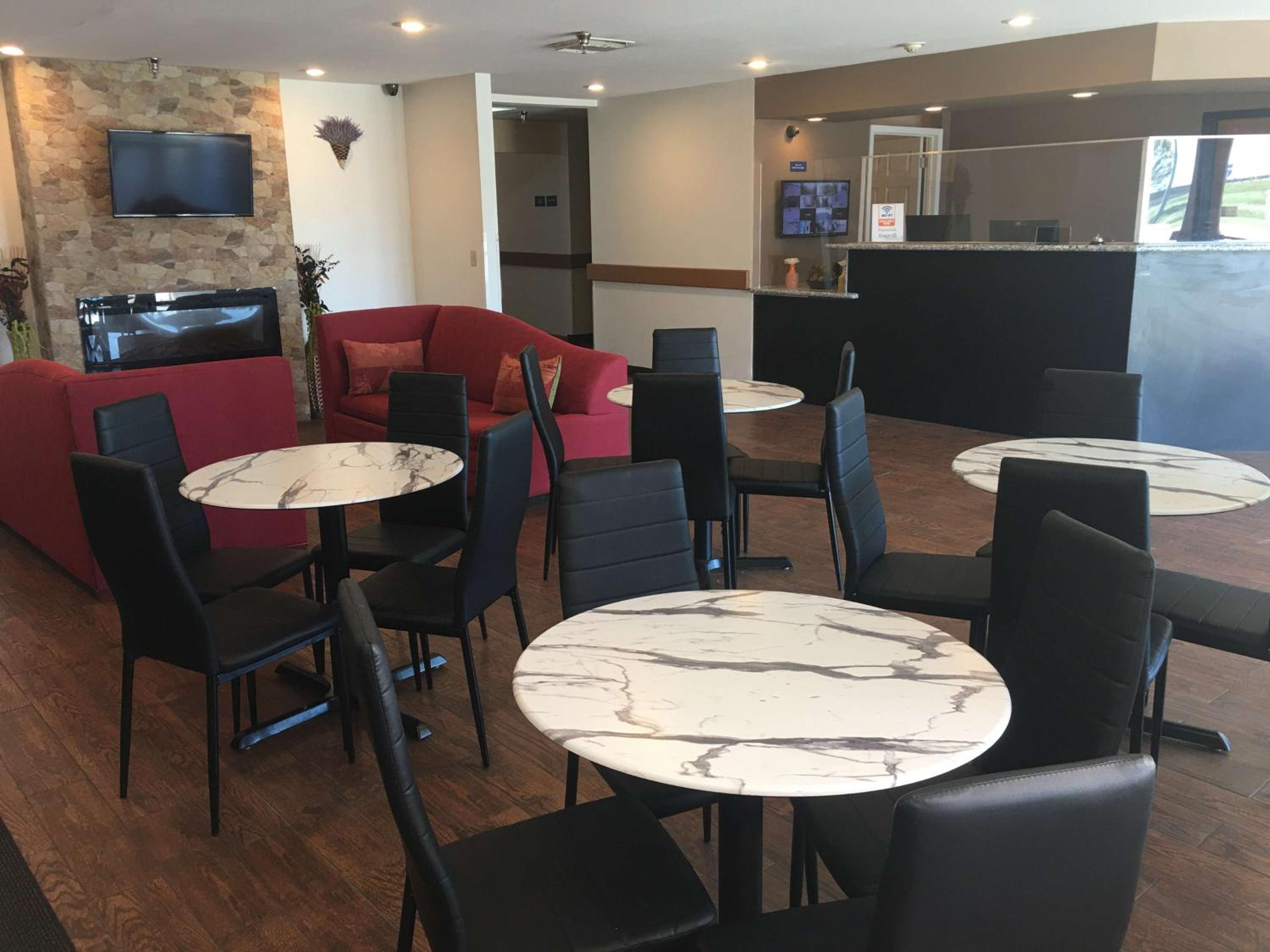 SureStay Hotel by Best Western Weimar view 2