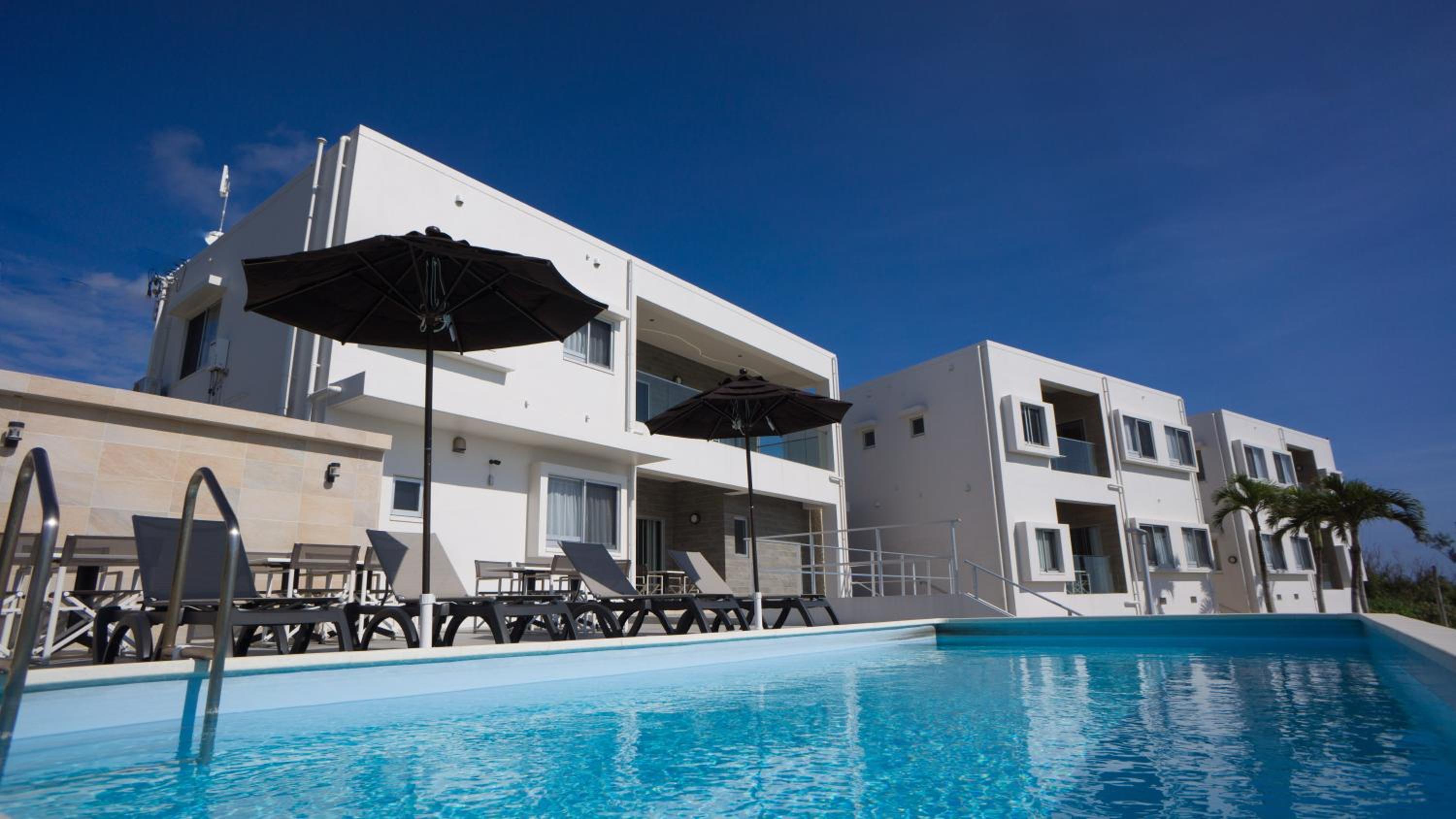 Crystal Villa Imgya view 5