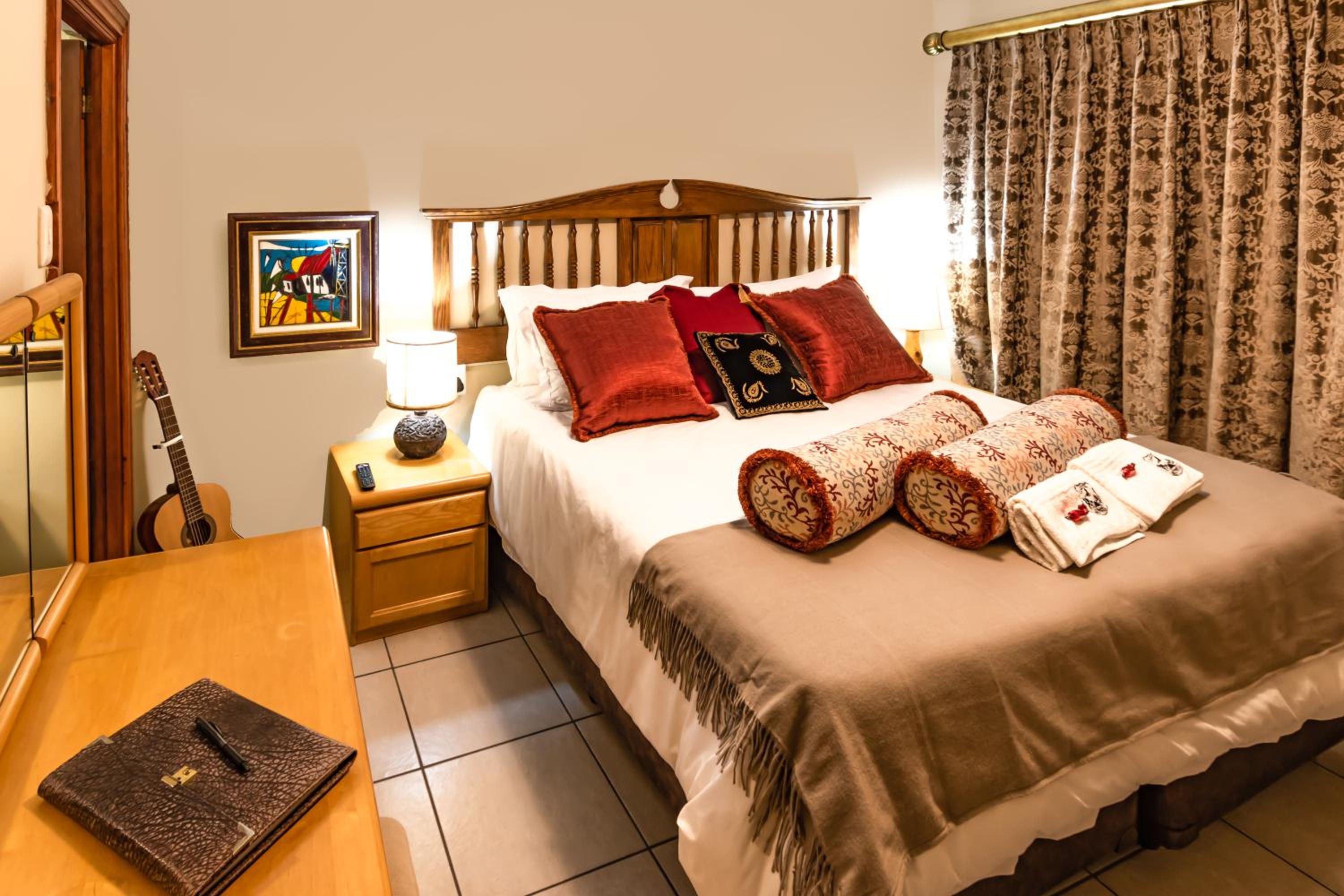Antiqua Cottage view 5