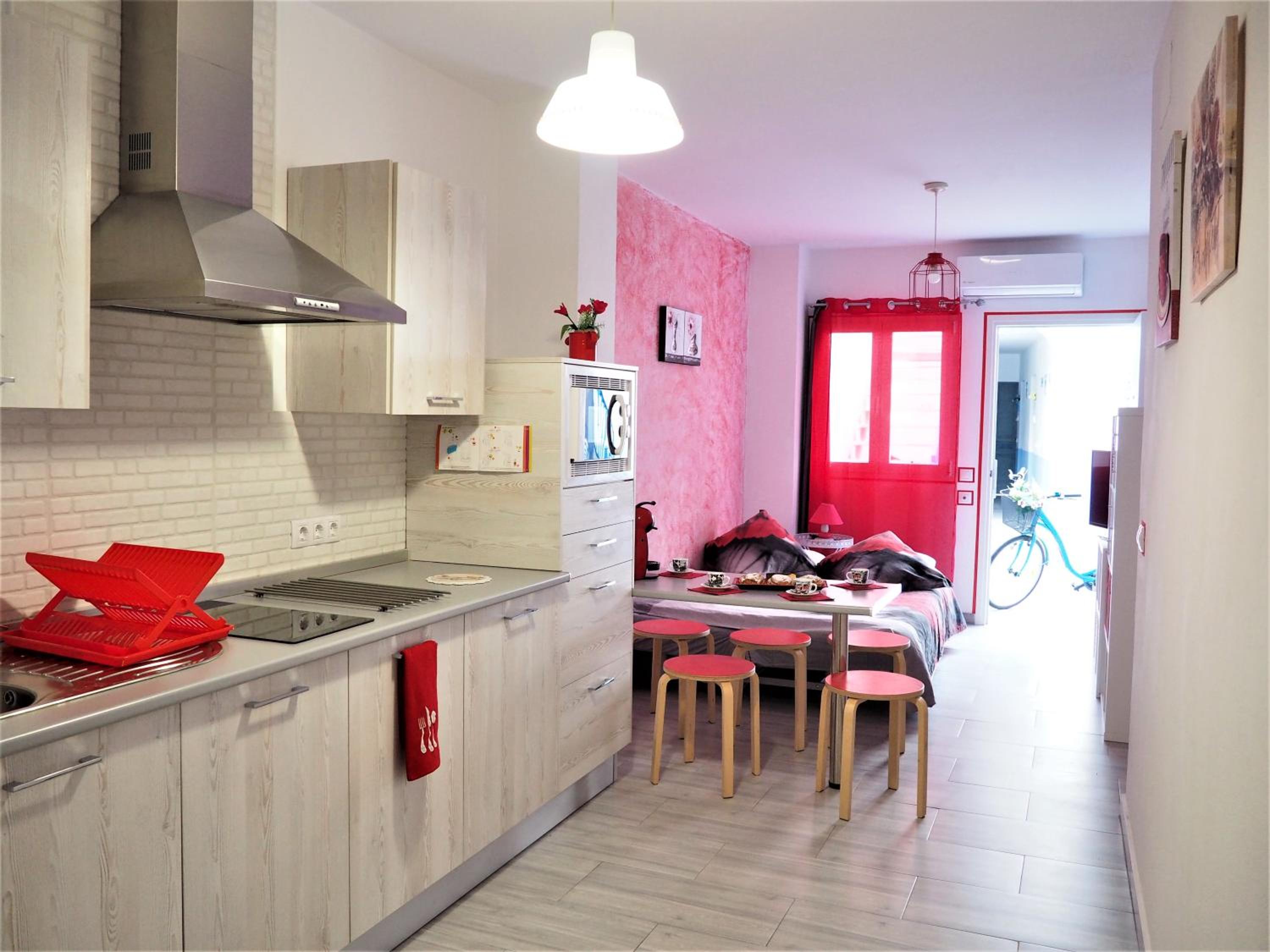 ASTUTO 21 Suites - Adults Only