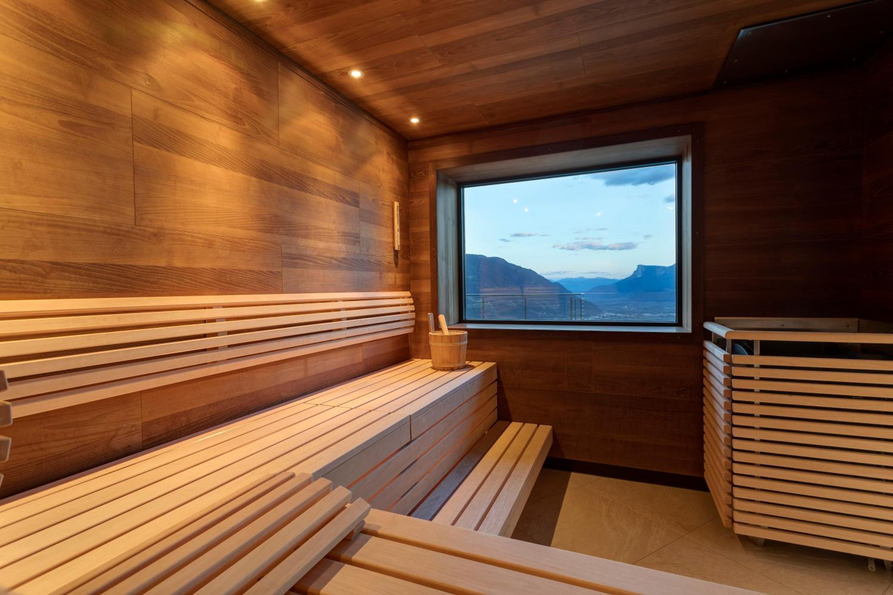 Jacuzzi