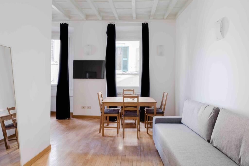 ELEGANT TRILUSSA APARTMENT