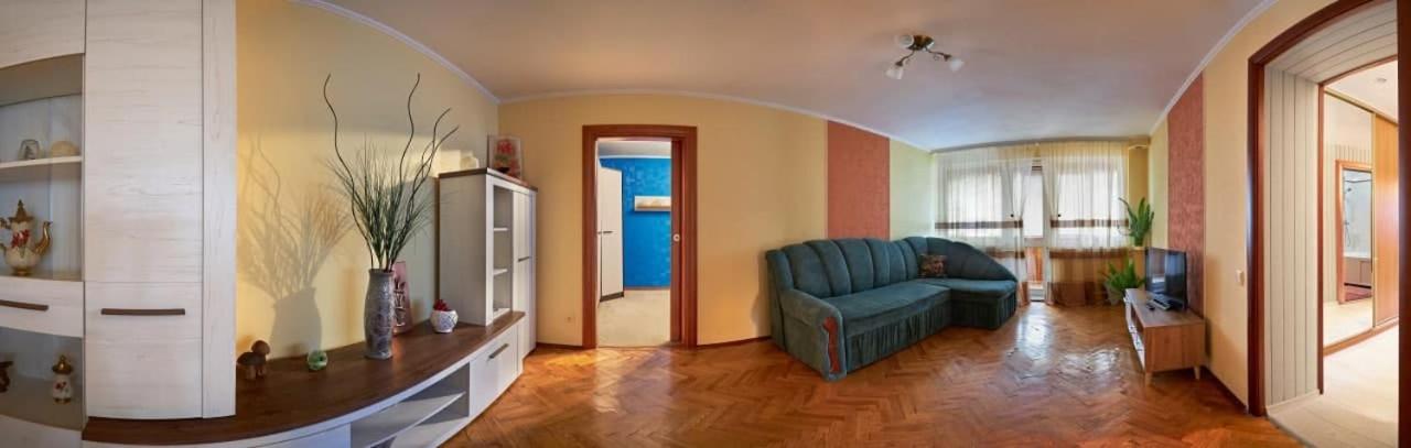 Babylon Apartments On Maidan view 2