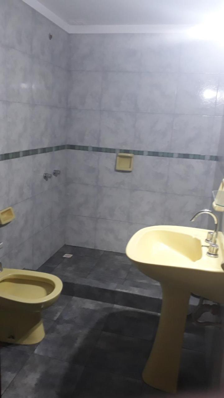 Casa F.U.Camet a 50 mts del mar y 100 mts playa