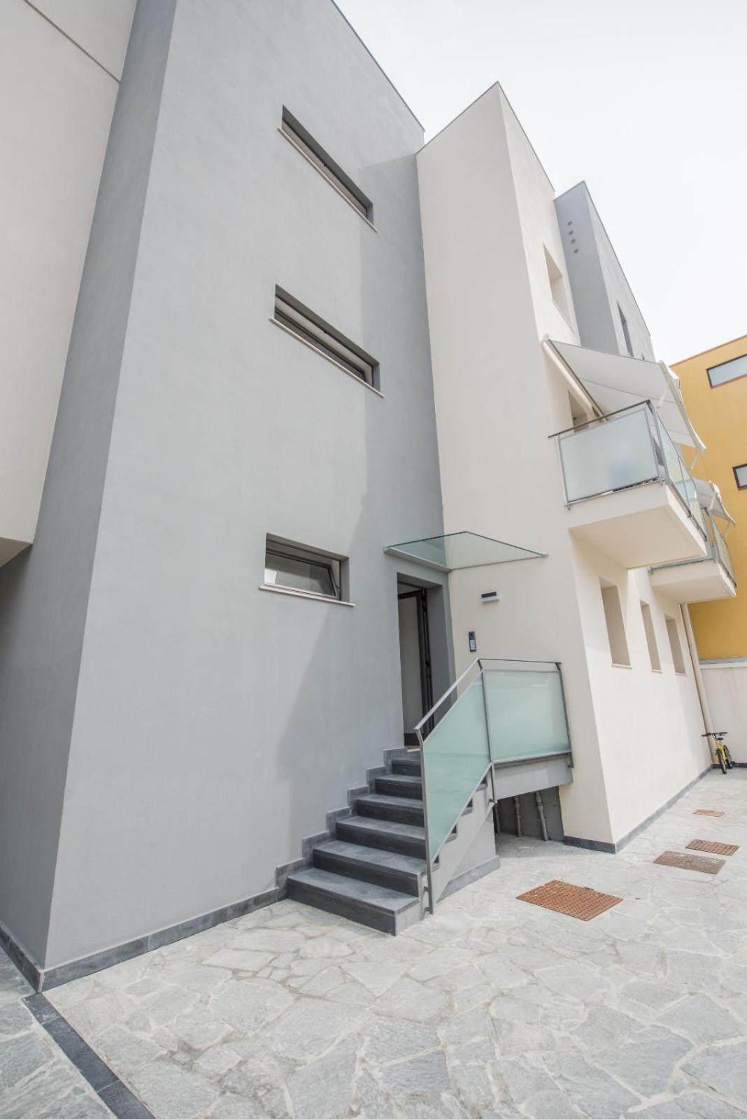 Home Square view 3