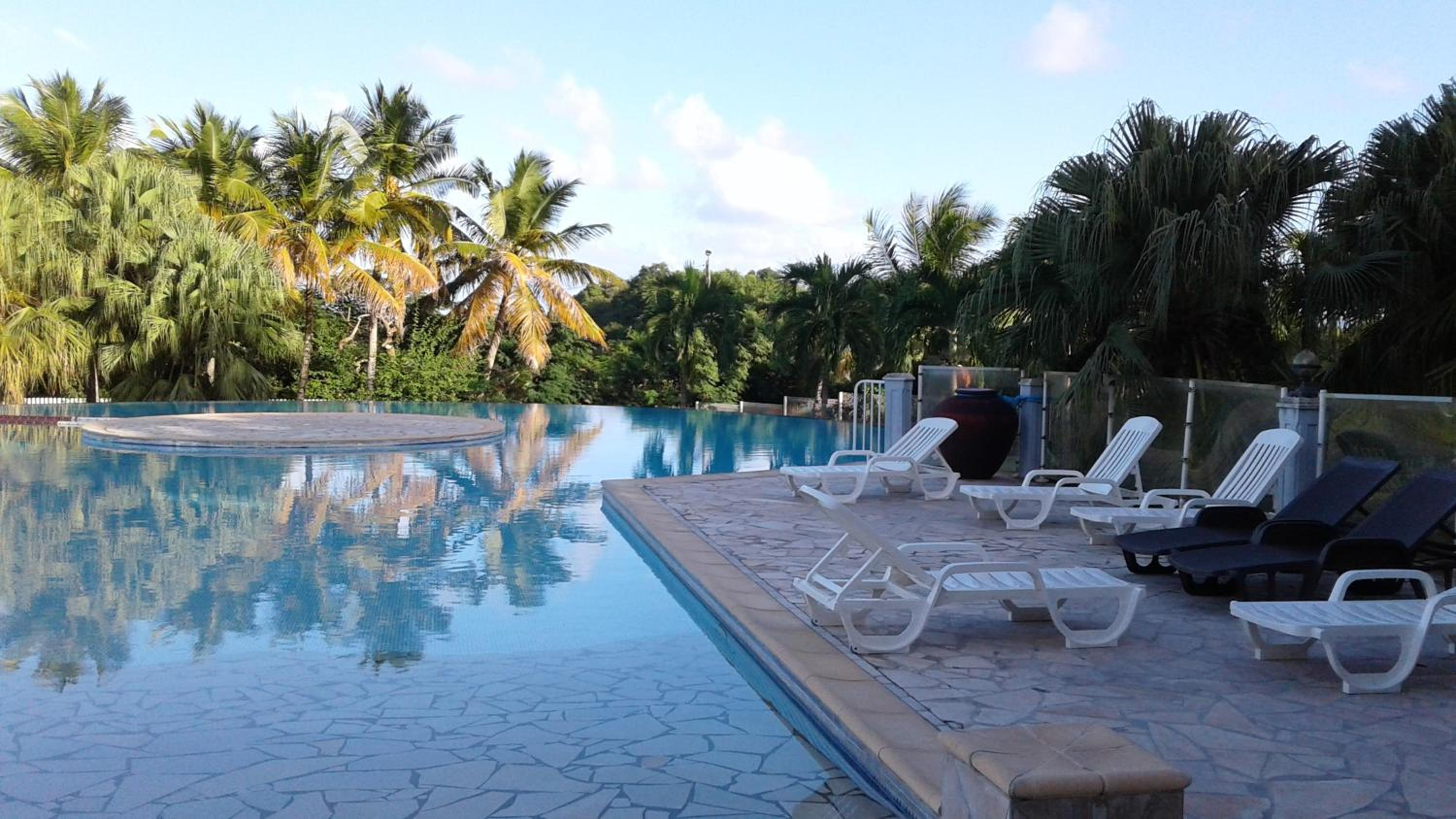Appartement moderne à Saint-François 90 m² avec piscine partagée view 2