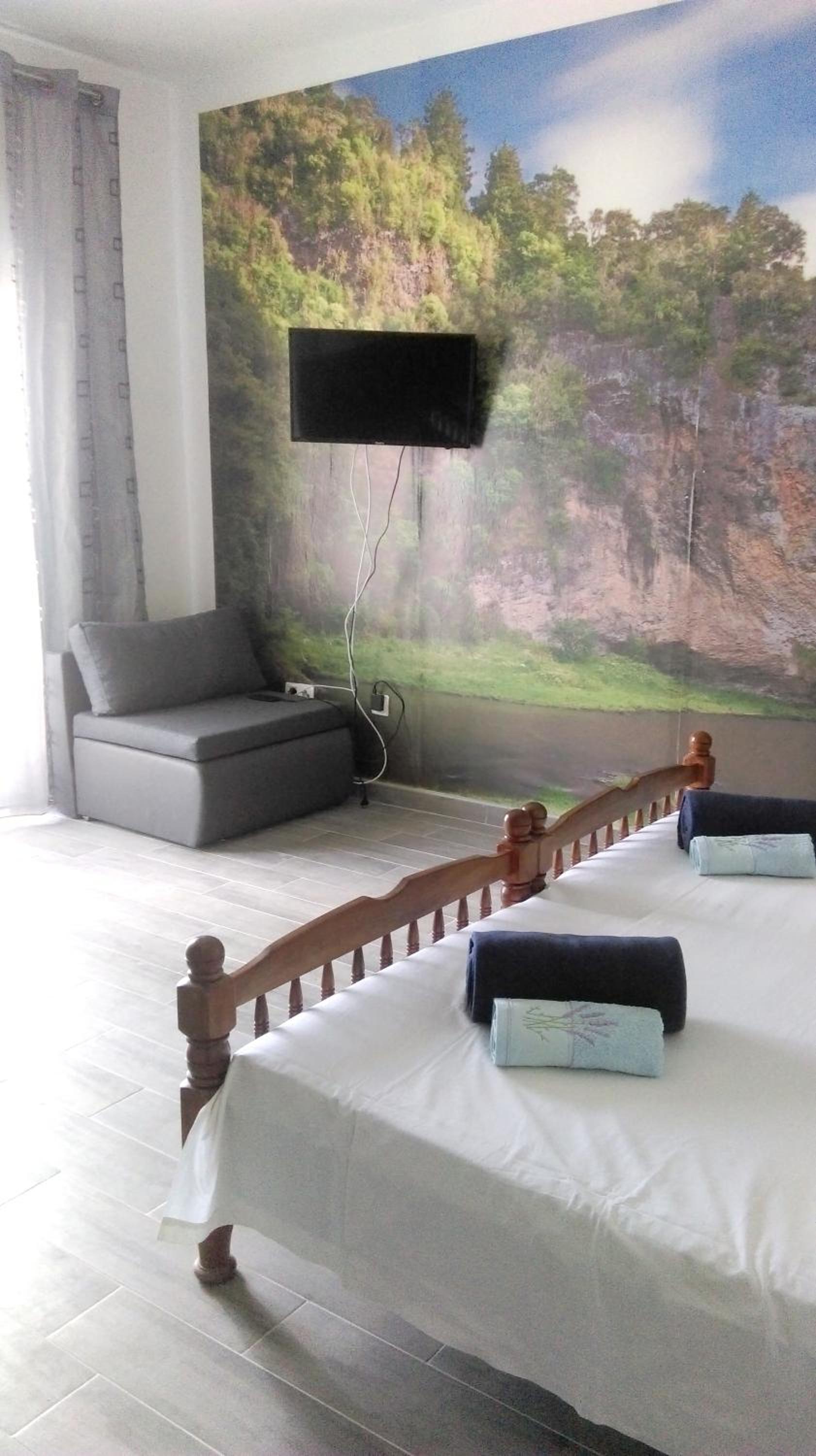 Comfortable Studio in Sumartin with Sea View - 22 m² view 2