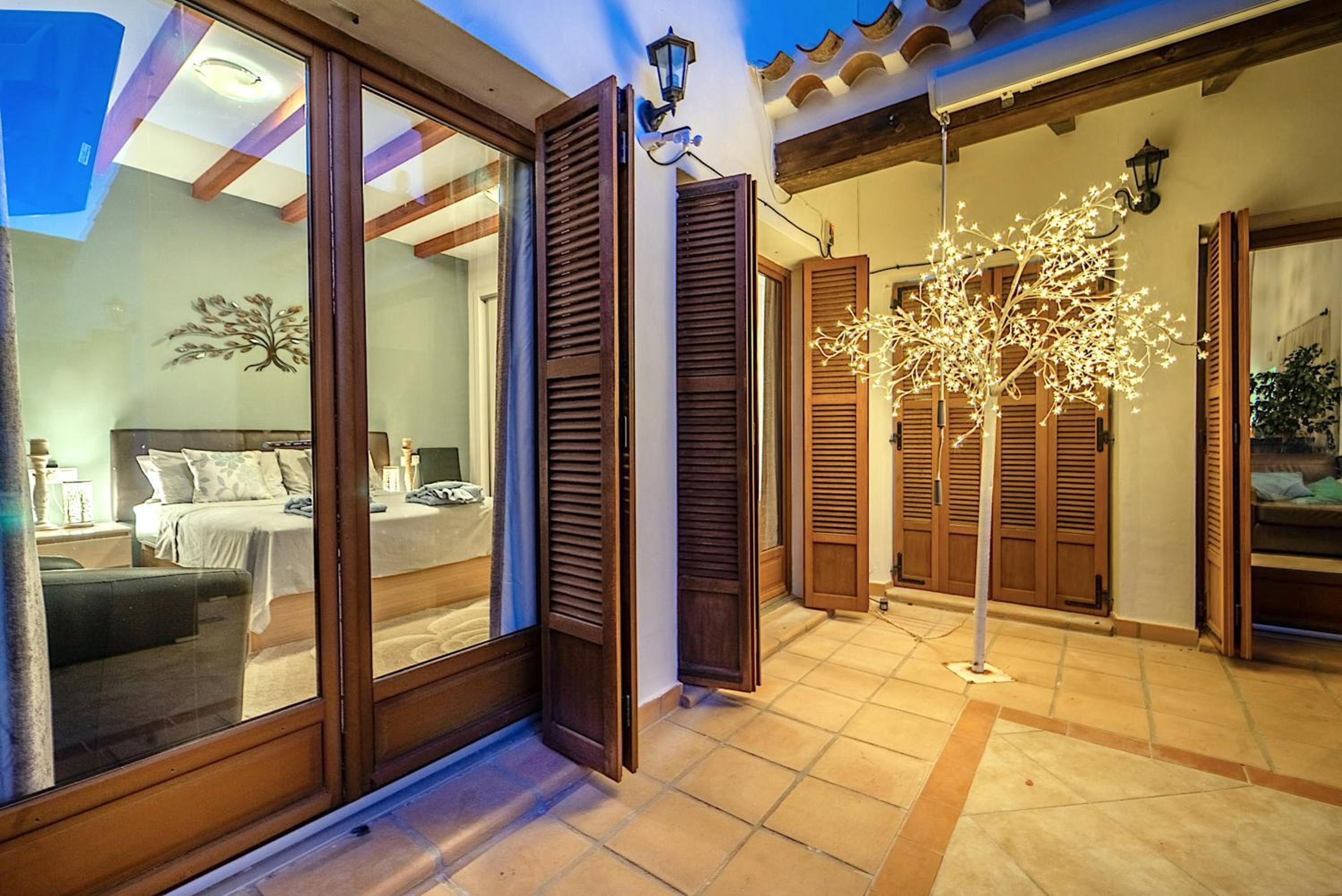 Elegant villa near Murcia with heated private pool