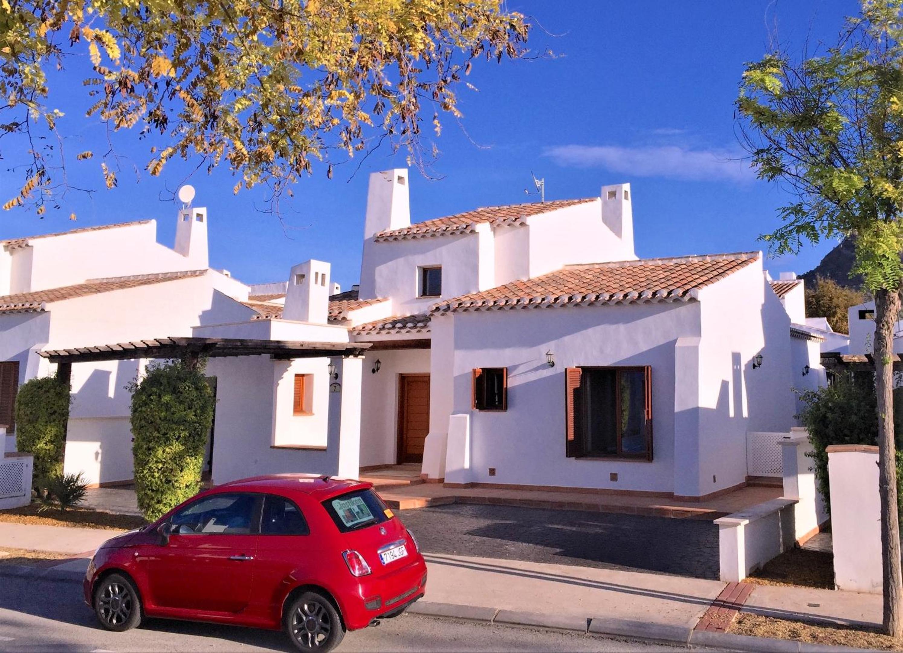 Elegant villa near Murcia with heated private pool