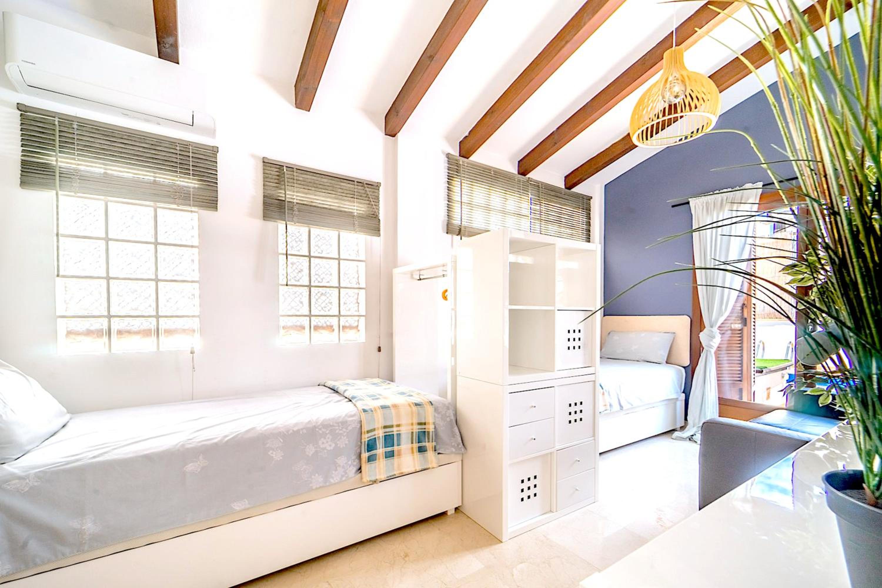 Elegant villa near Murcia with heated private pool