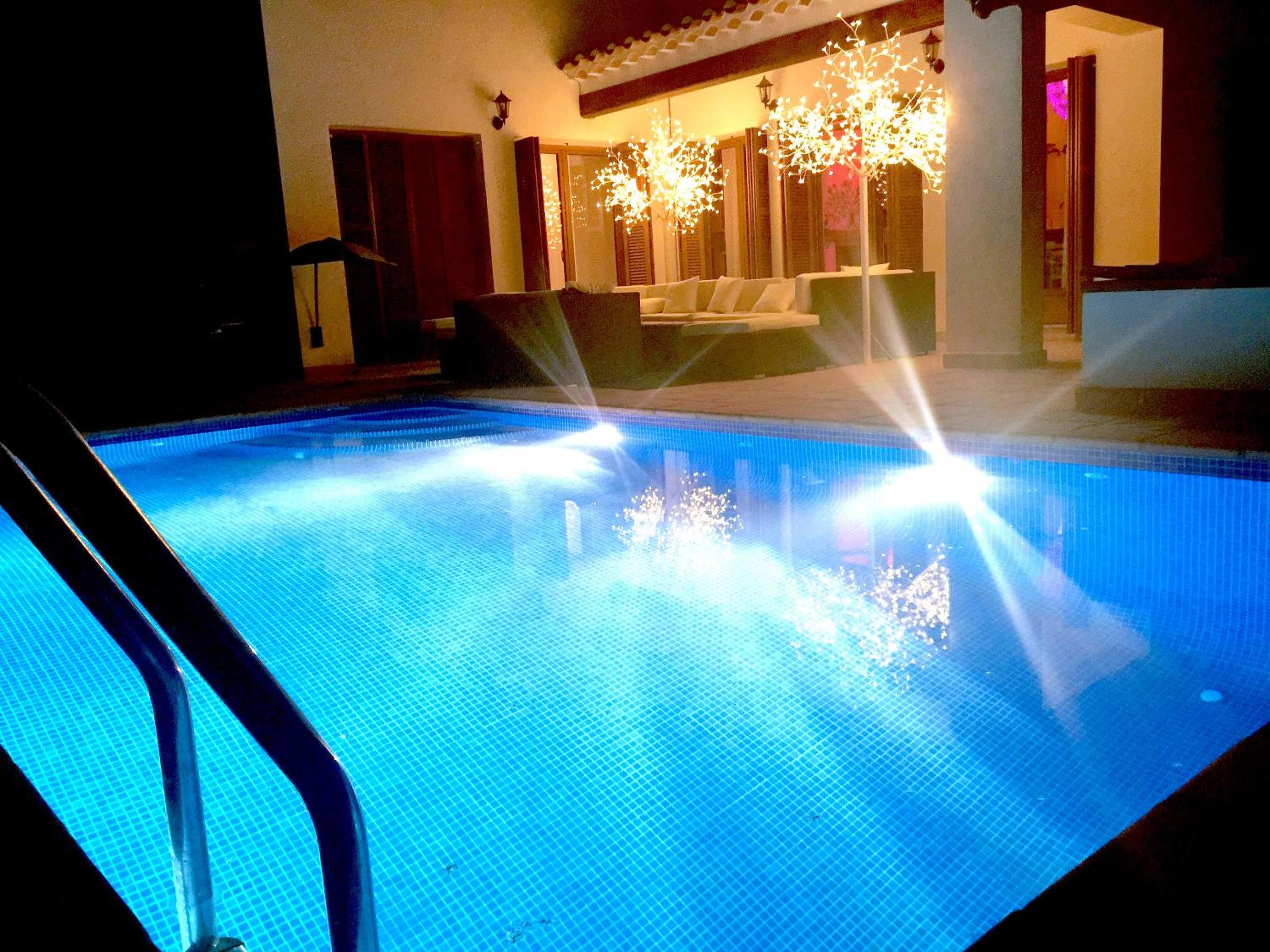 Elegant villa near Murcia with heated private pool