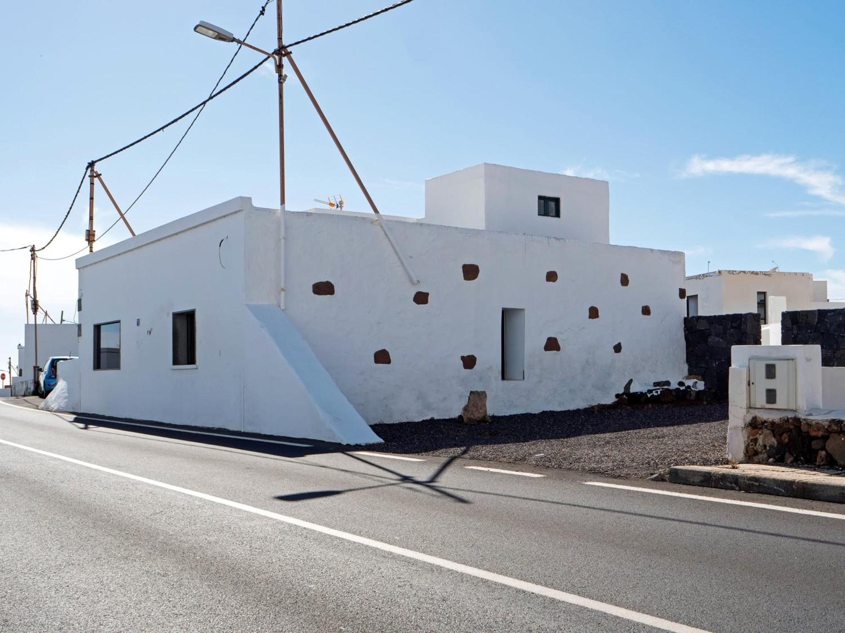 Comfortable House in Tías with Free Parking