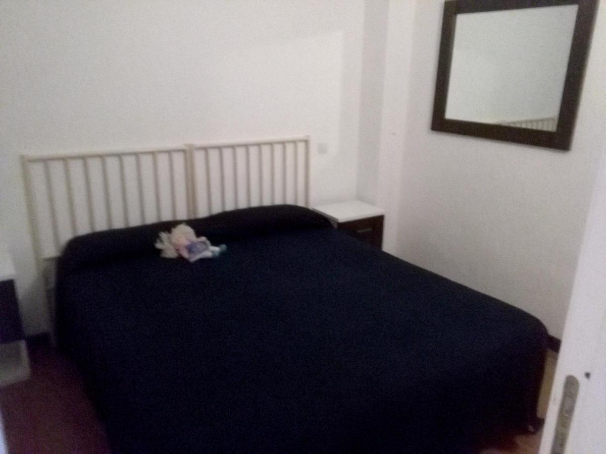 One bedroom house at Praialonga 200 m away from the beach with enclosed garden and wifi view 5