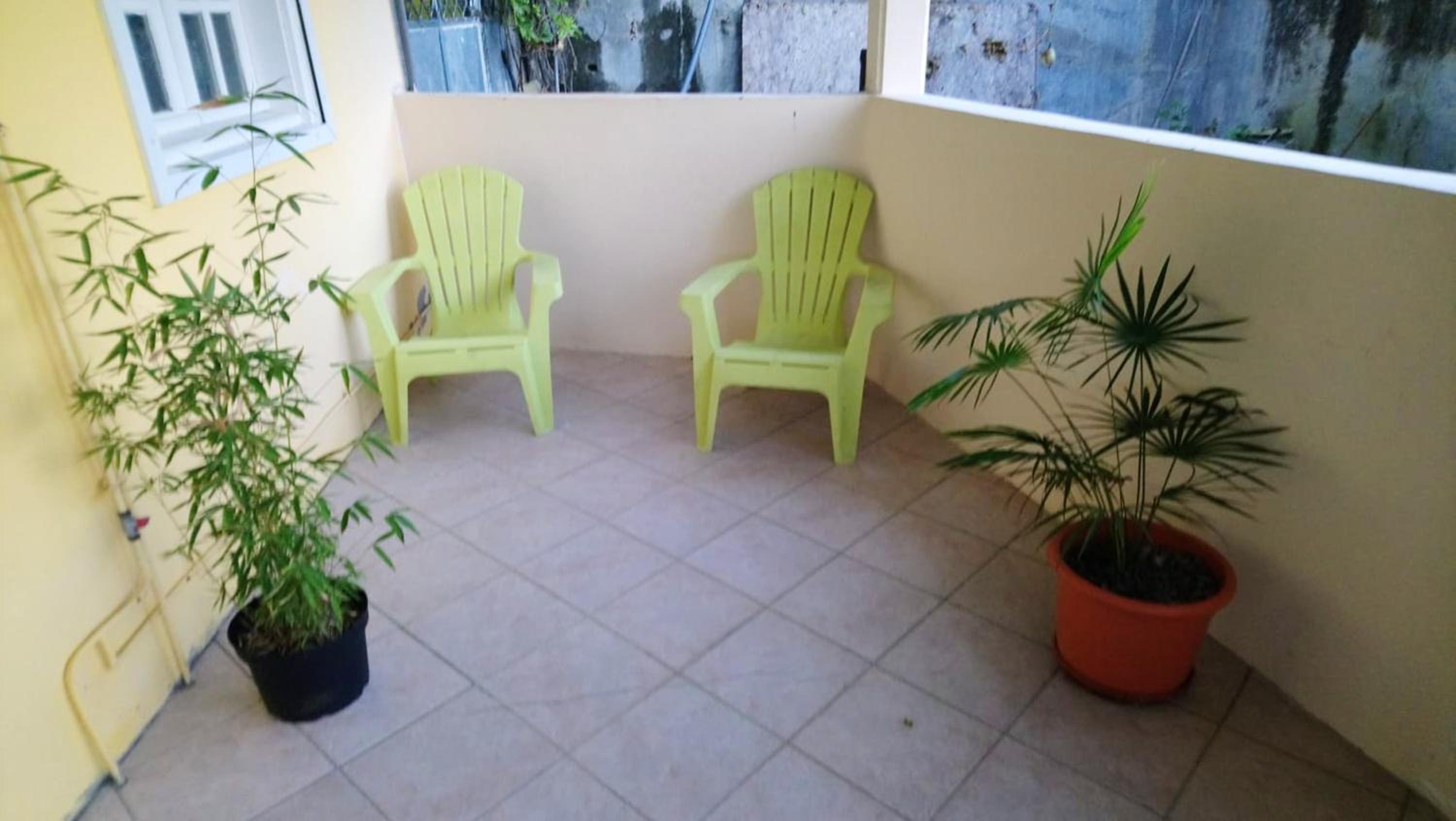 Maison charmante a Saint Anne Terrasse view 4